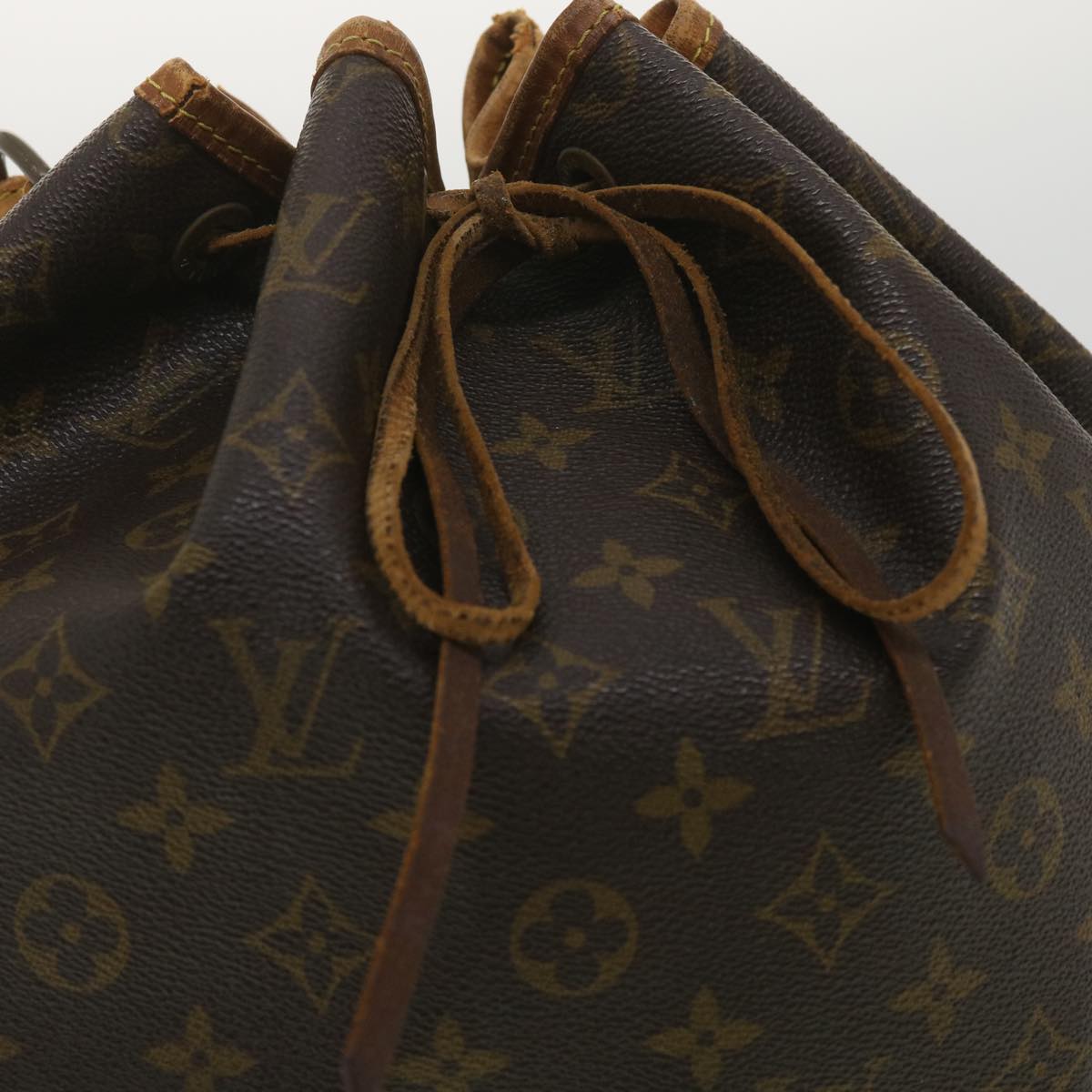 LOUIS VUITTON Monogram Noe Shoulder Bag M42224 LV ki2591