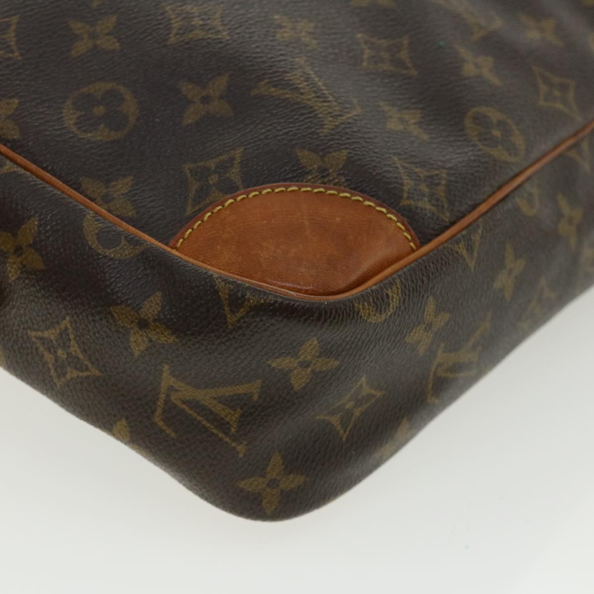 LOUIS VUITTON Monogram Trocadero 27 Shoulder Bag L042 LV ki2602