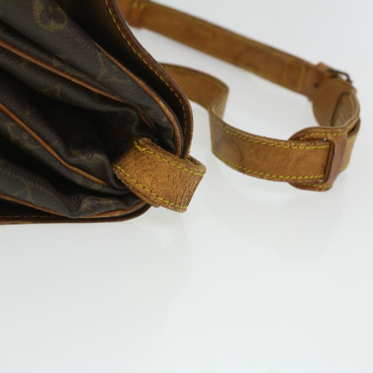 LOUIS VUITTON Monogram Saumur 35 Shoulder Bag M42254 LV ki2657