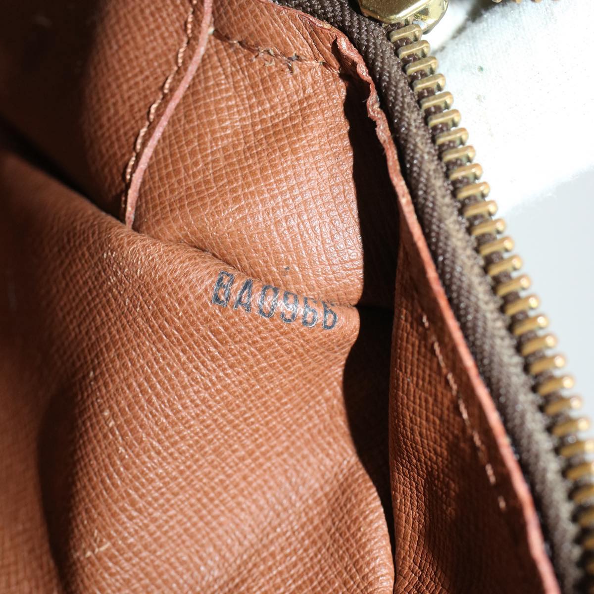 LOUIS VUITTON Monogram Trocadero 30 Shoulder Bag M51272 LV ki3013
