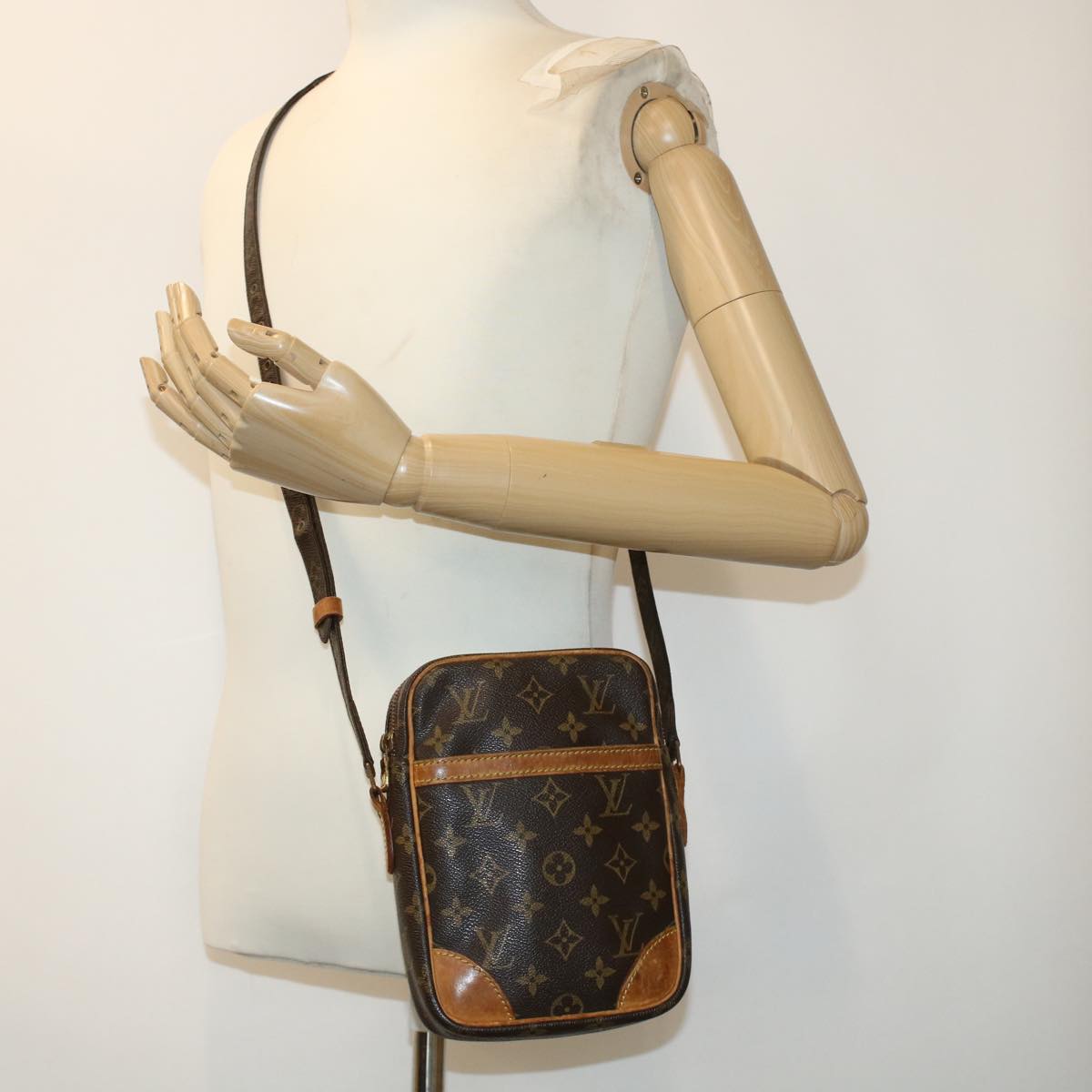 LOUIS VUITTON Monogram Danube Shoulder Bag M45266 LV ki3043