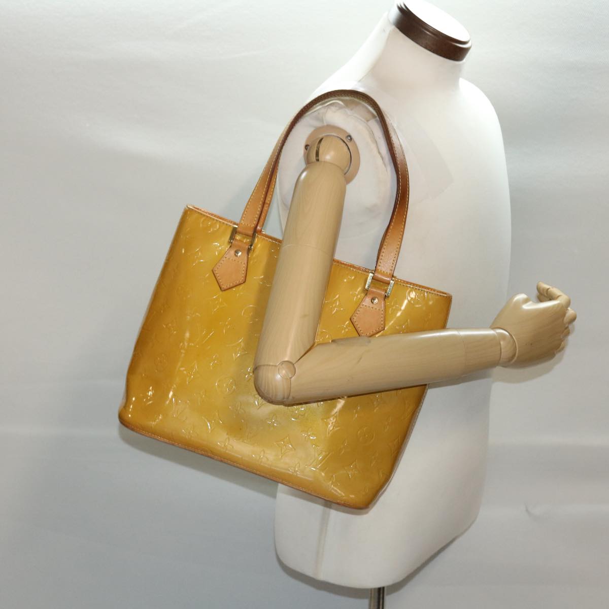 LOUIS VUITTON Monogram Vernis Houston Hand Bag Beige M91004 LV ki3080