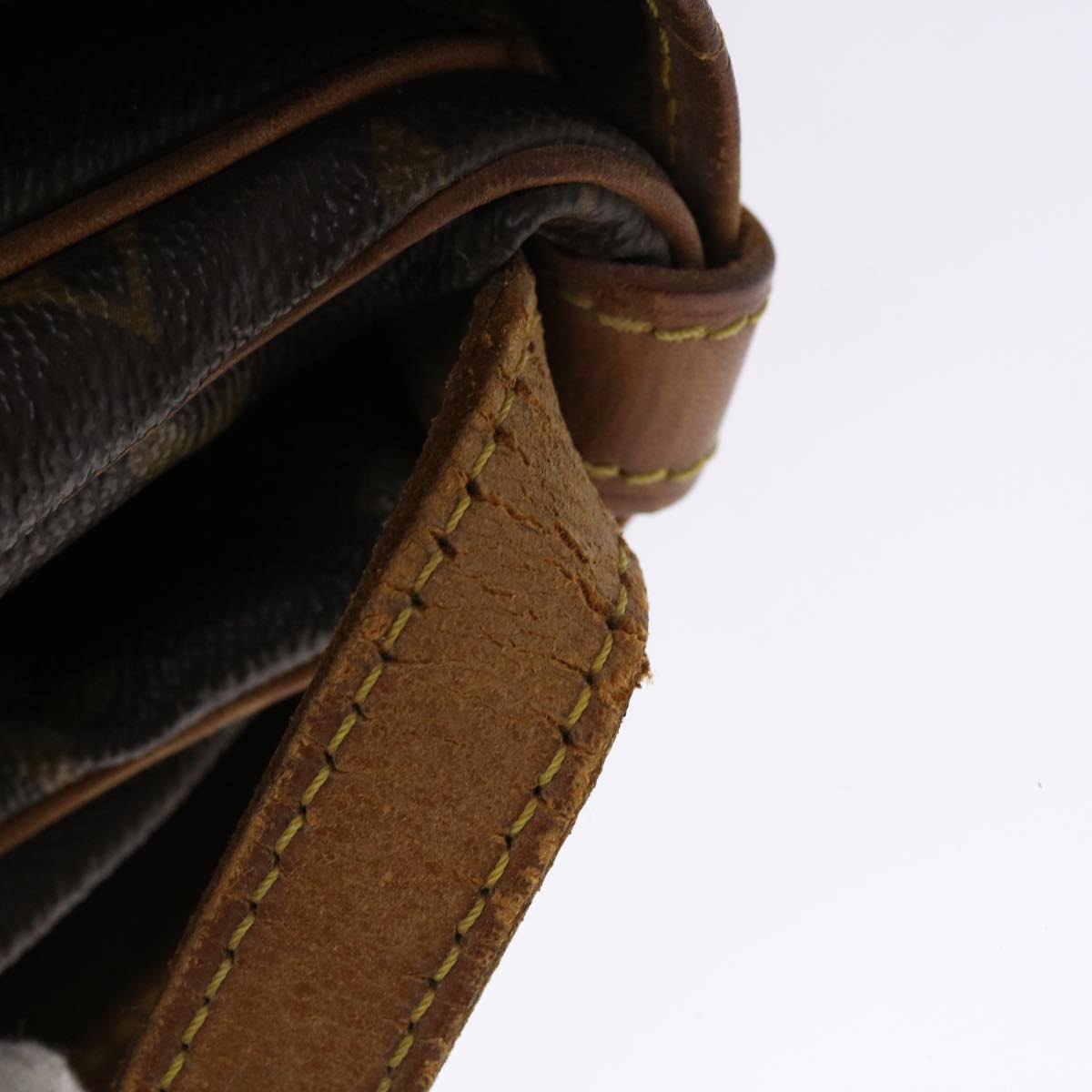 LOUIS VUITTON Monogram Saumur 30 Shoulder Bag M42256 LV ki3085