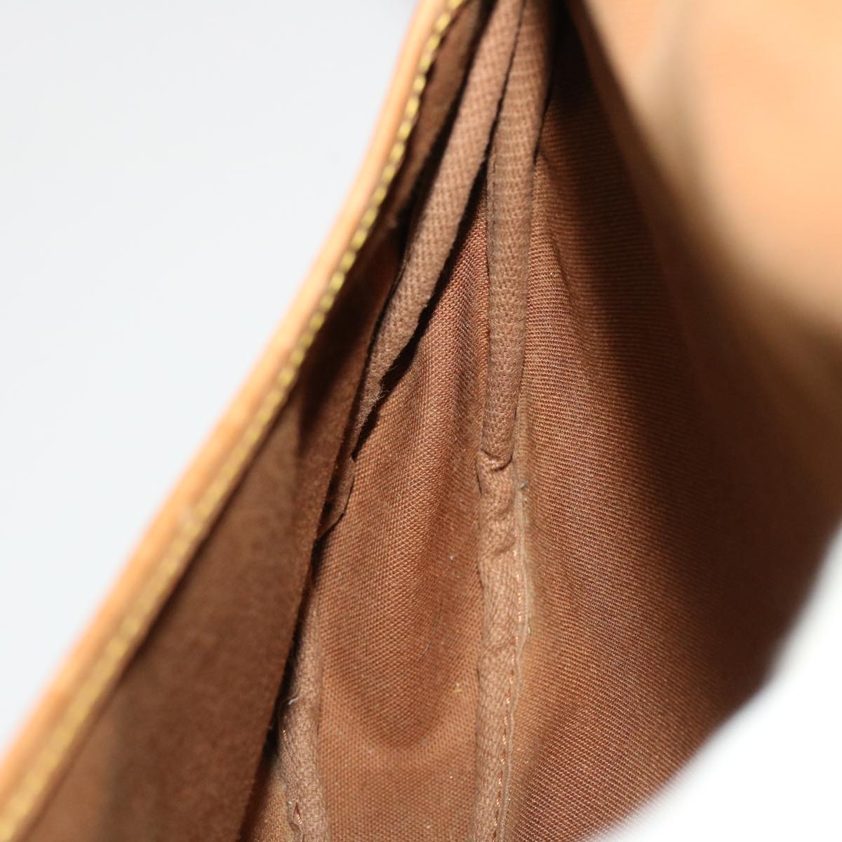 LOUIS VUITTON Monogram Saumur 30 Shoulder Bag M42256 LV ki3085