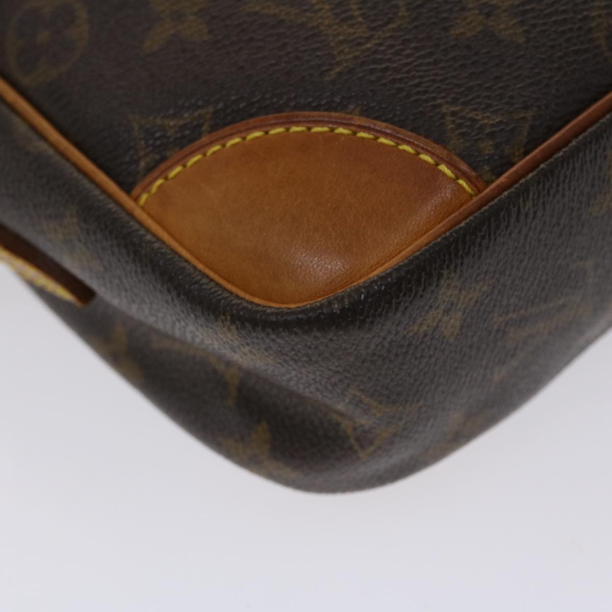 LOUIS VUITTON Monogram Trocadero 27 Shoulder Bag M51274 LV ki3101