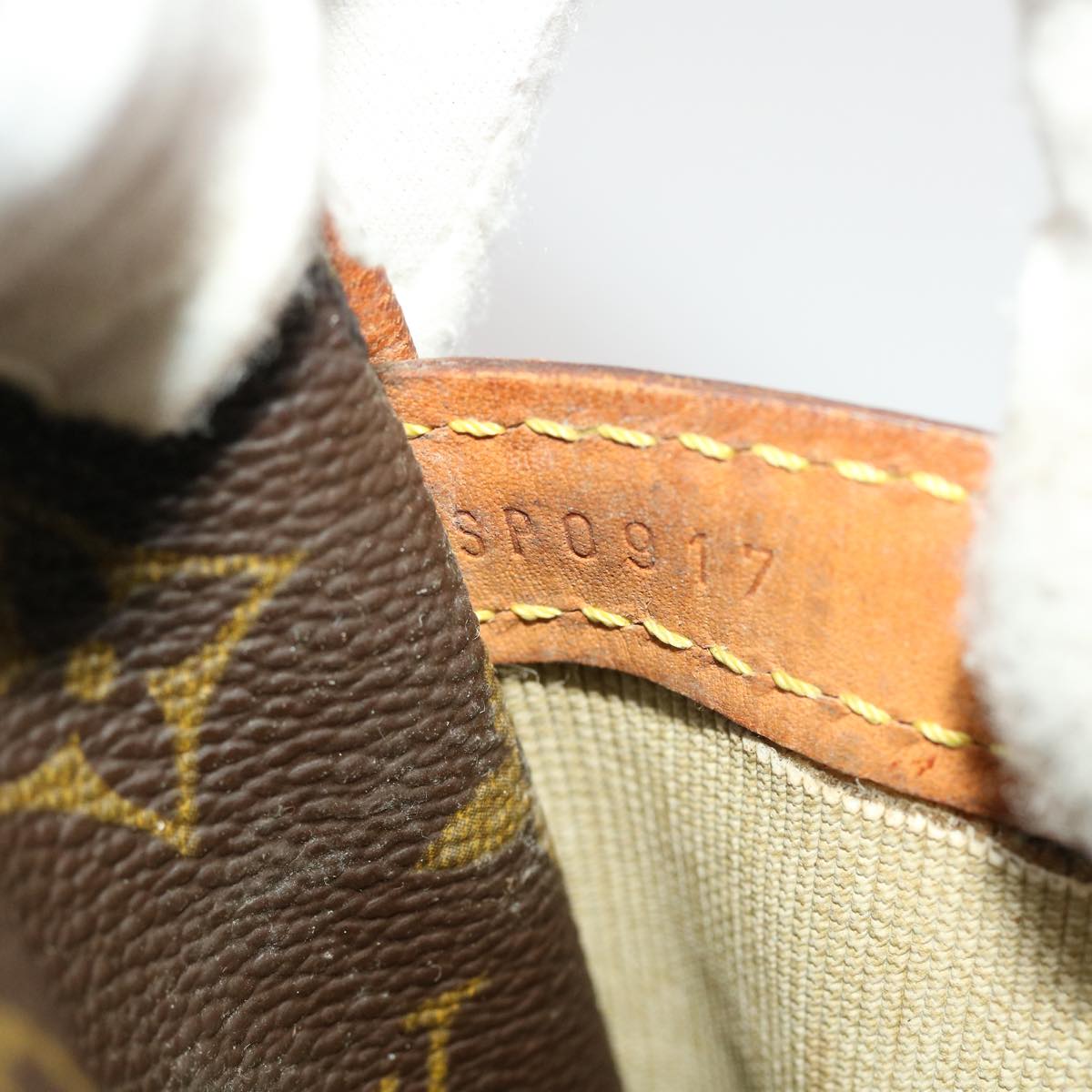 LOUIS VUITTON Monogram Reporter PM Shoulder Bag M45254 LV ki3102