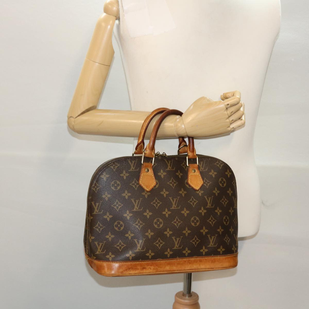 LOUIS VUITTON Monogram Alma Hand Bag M51130 LV ki3106