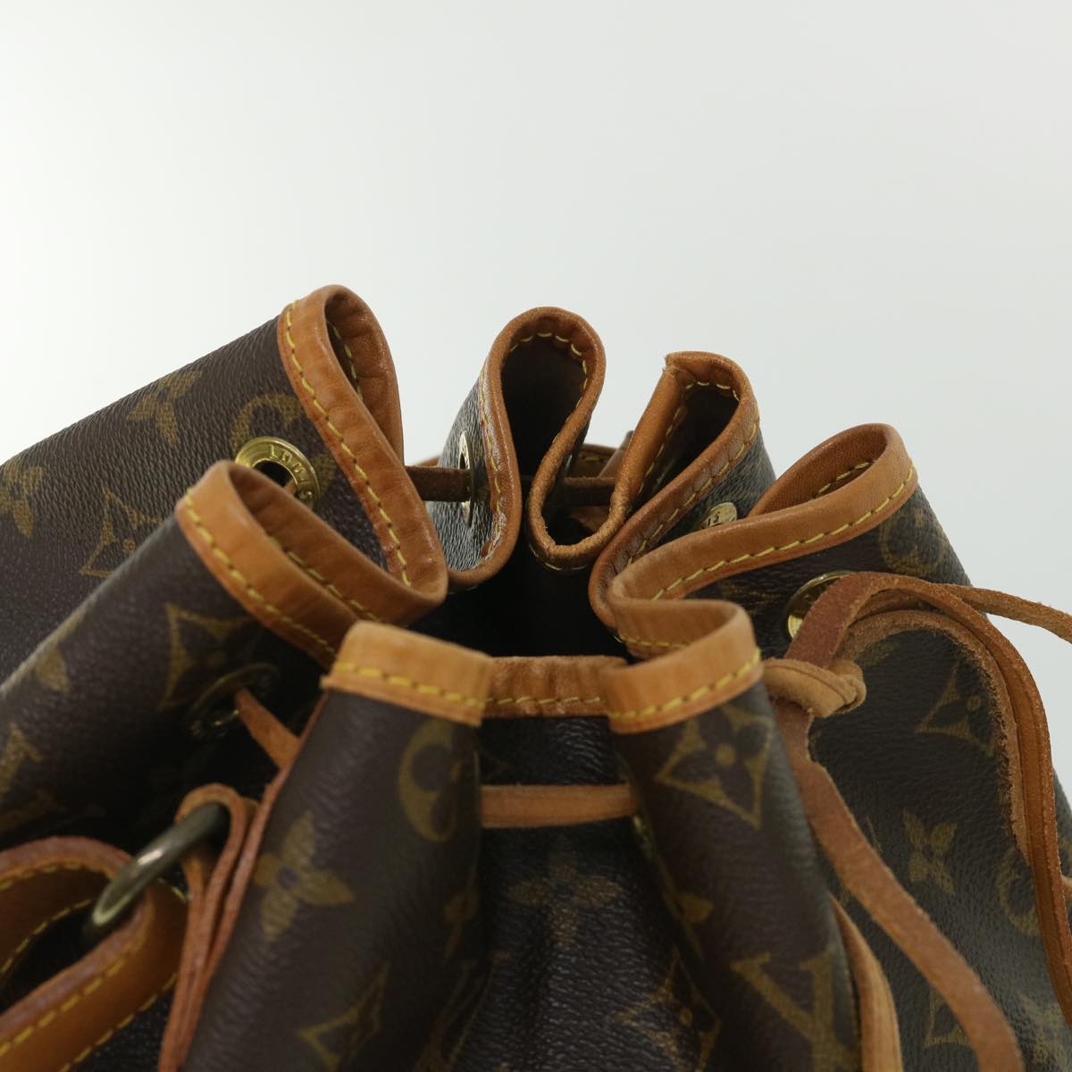 LOUIS VUITTON Monogram Noe Shoulder Bag M42224 LV ki3324