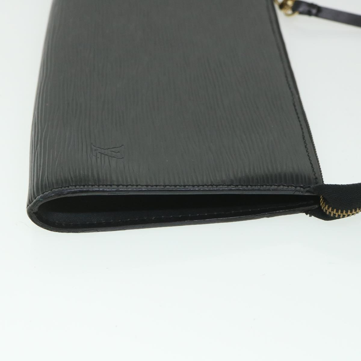 LOUIS VUITTON Epi Pochette Accessoires Pouch Black M52987 LV ki3580