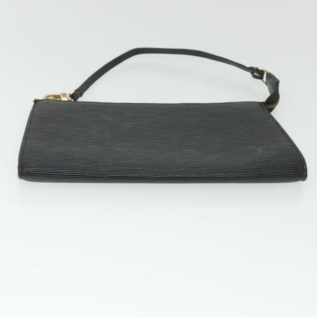 LOUIS VUITTON Epi Pochette Accessoires Pouch Black M52987 LV ki3580