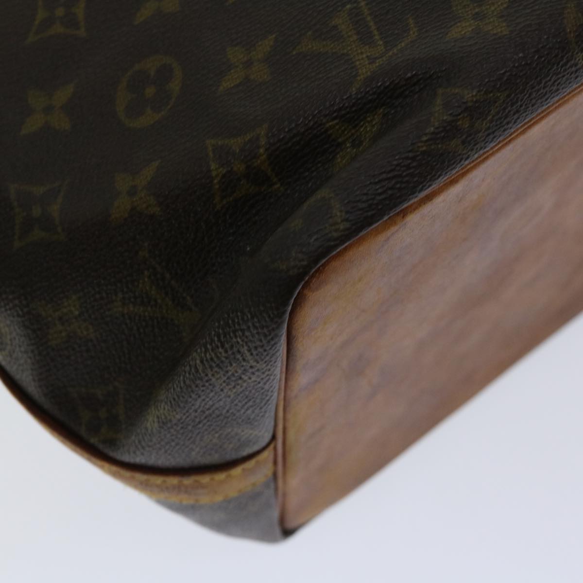 LOUIS VUITTON Monogram Petit Noe Shoulder Bag M42226 LV ki4070