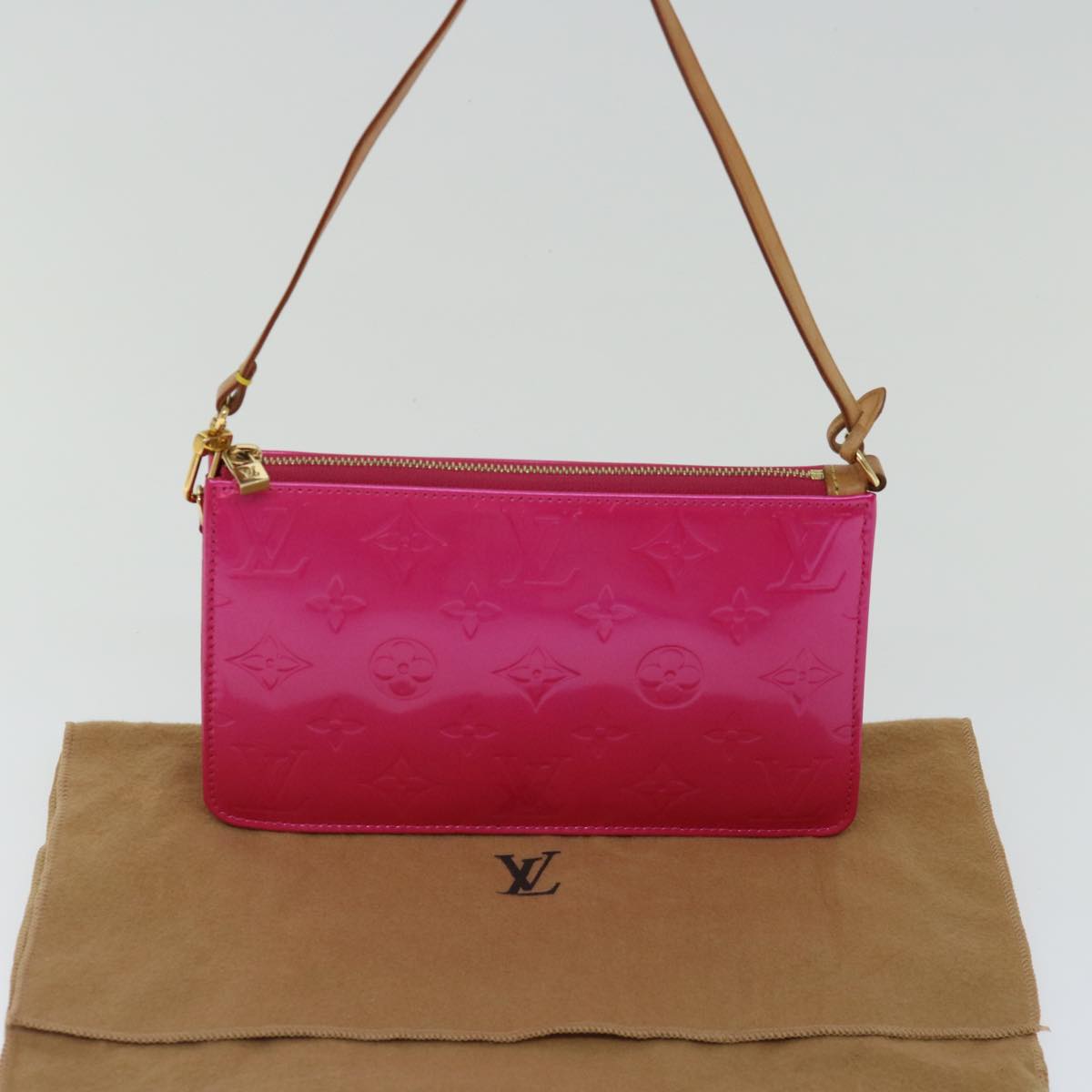 LOUIS VUITTON Monogram Vernis Lexington Pouch Fuchsia M91223 LV ki4319