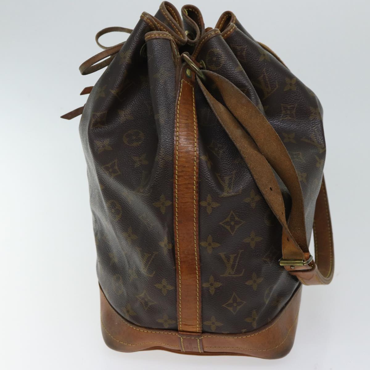 LOUIS VUITTON Monogram Noe Shoulder Bag M42224 LV ki4329