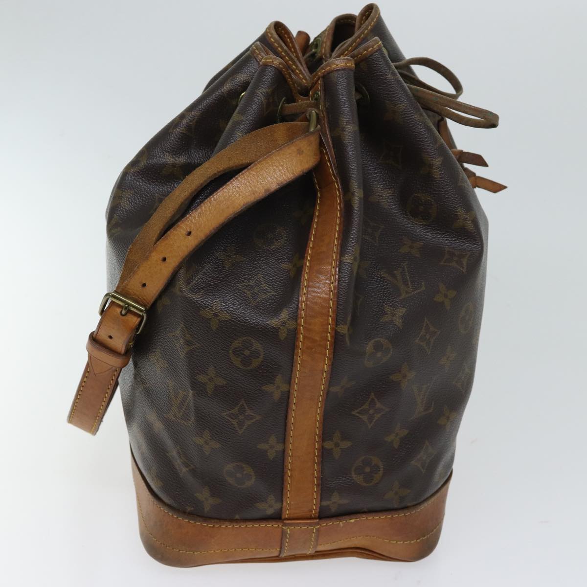 LOUIS VUITTON Monogram Noe Shoulder Bag M42224 LV ki4329