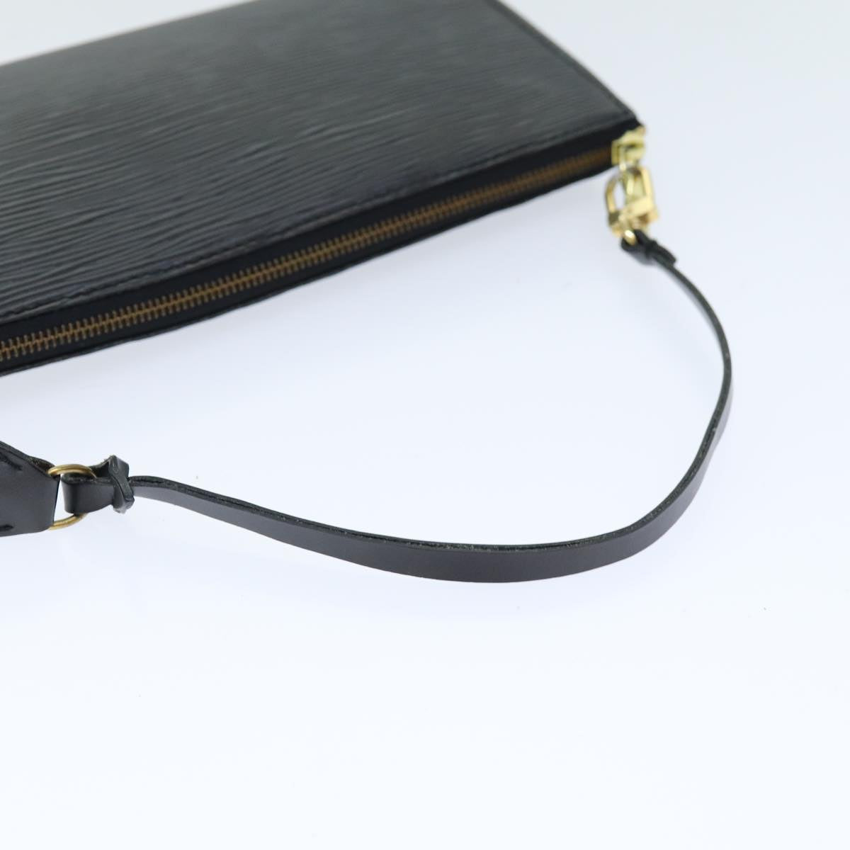 LOUIS VUITTON Epi Pochette Accessoires Pouch Black M52982 LV ki4515