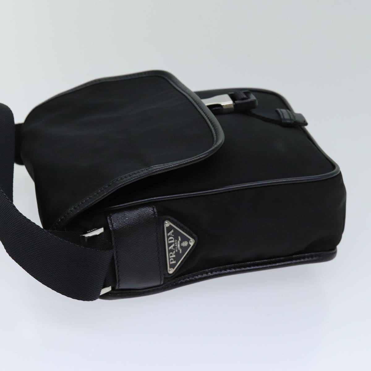 Luxury PradaShoulder Bag Nylon Leather Black ki4537