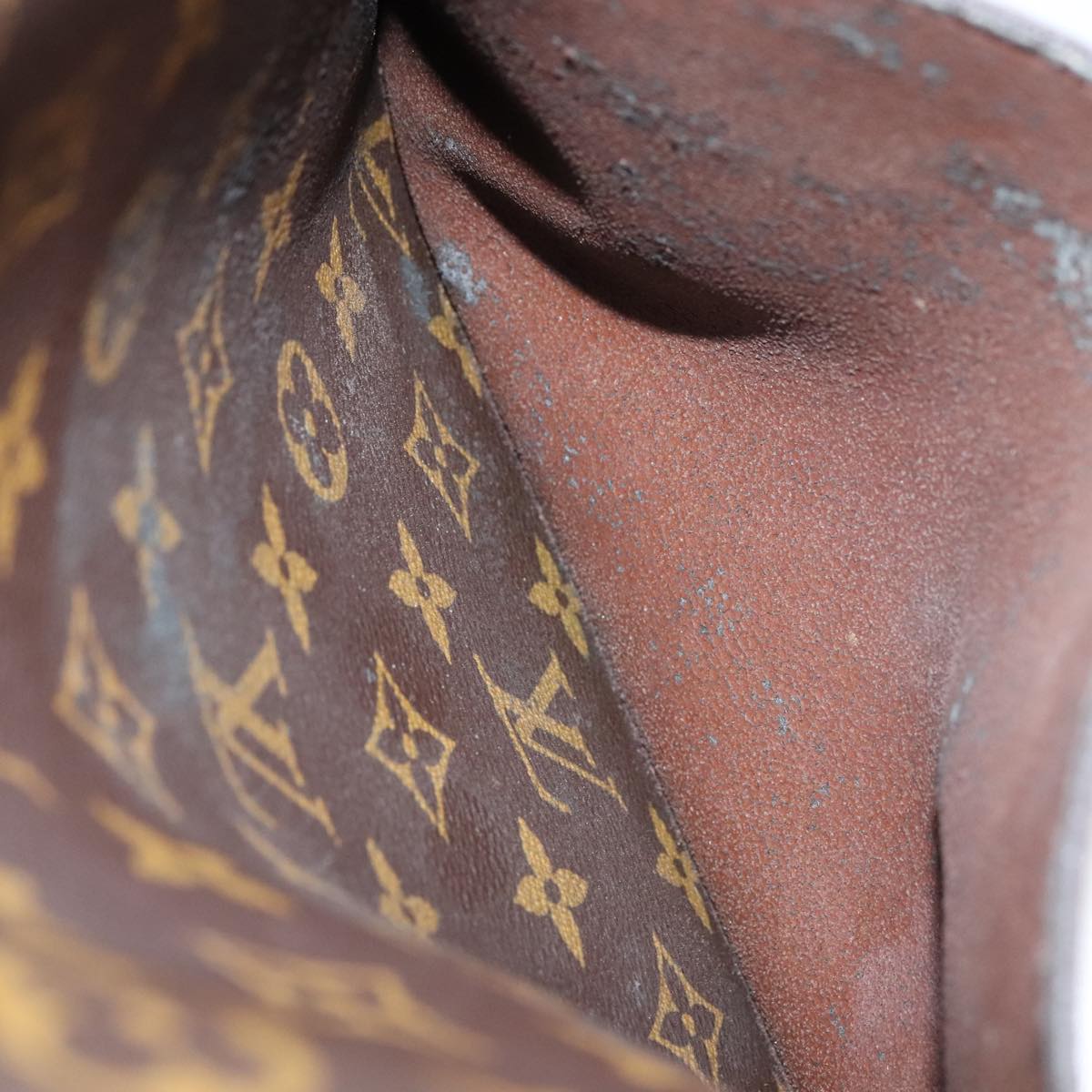 LOUIS VUITTON Monogram Saint Cloud GM Shoulder Bag M51242 LV ki4818