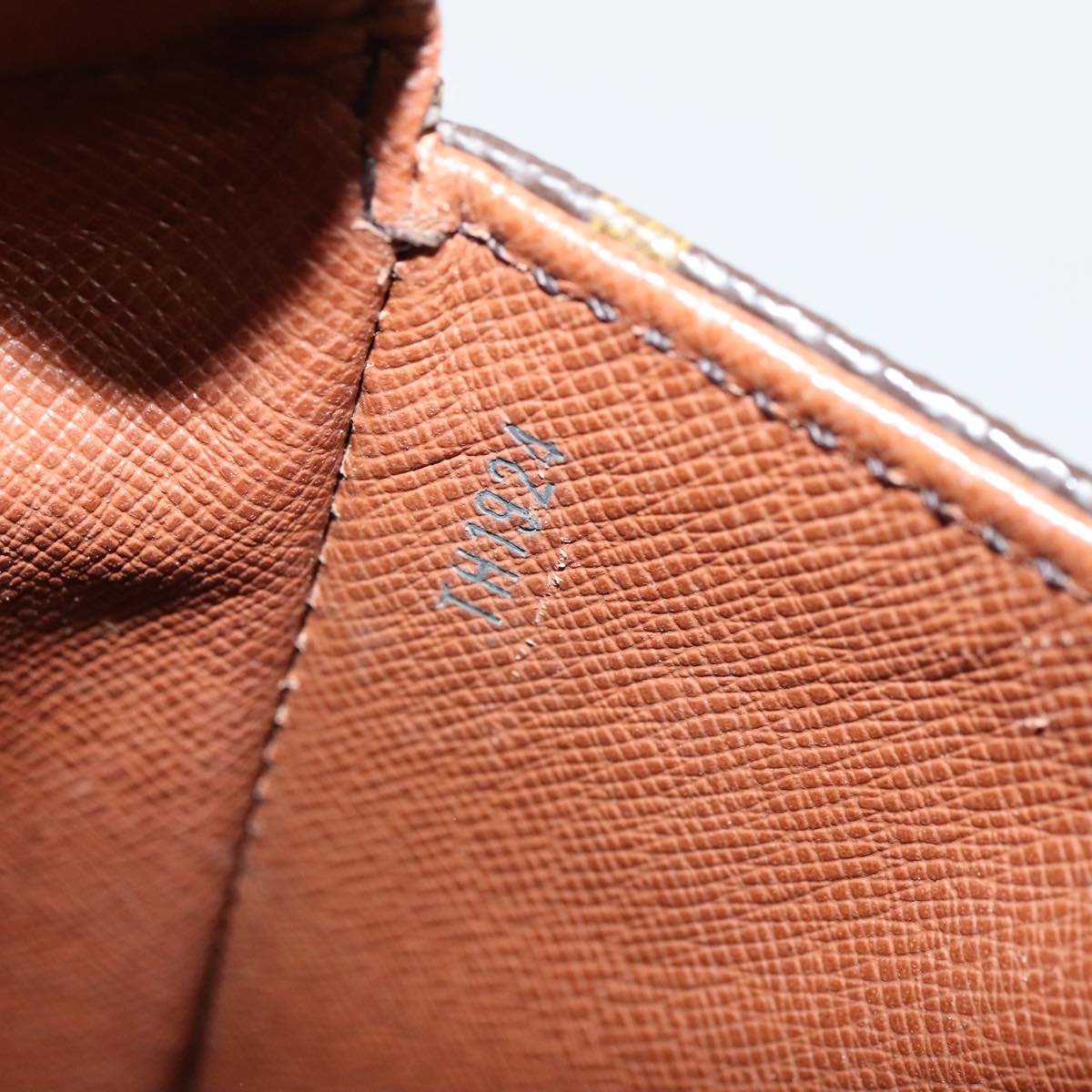 LOUIS VUITTON Monogram Saint Cloud GM Shoulder Bag M51242 LV ki4818
