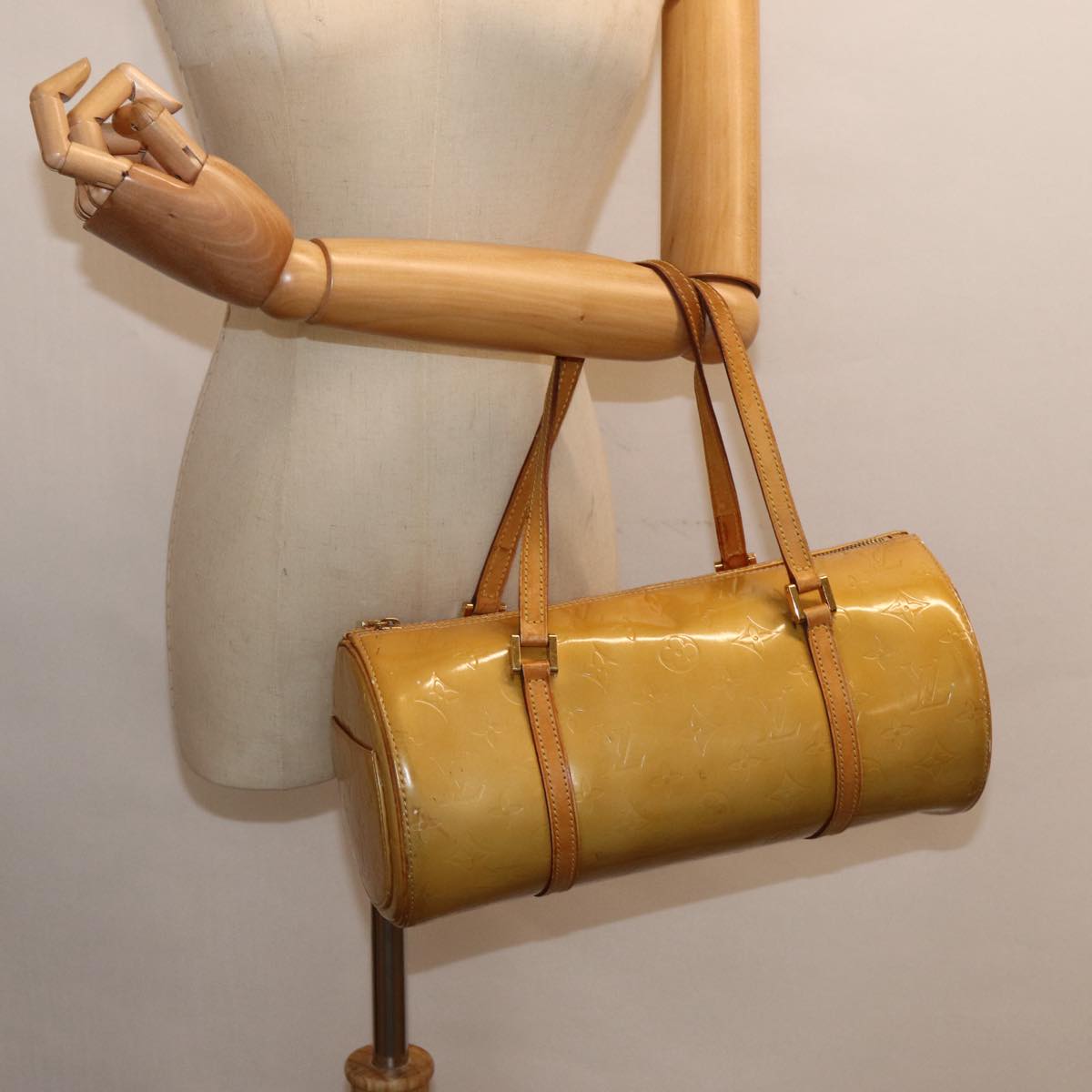 LOUIS VUITTON Monogram Vernis Bedford Hand Bag Beige M91006 LV ki4876