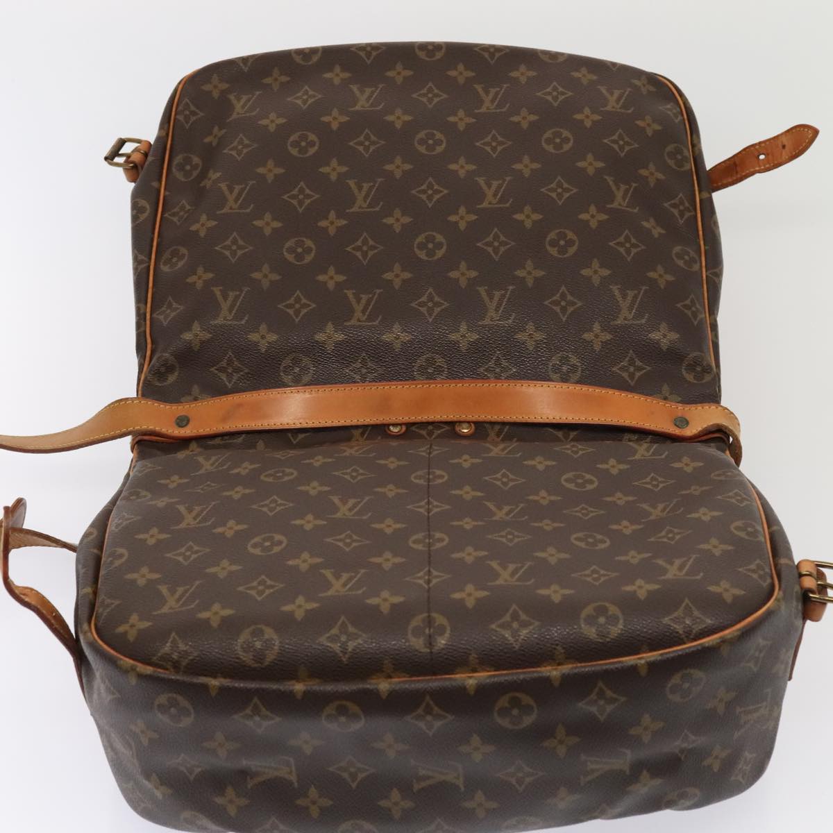 LOUIS VUITTON Monogram Saumur 35 Shoulder Bag M42254 LV ki4880