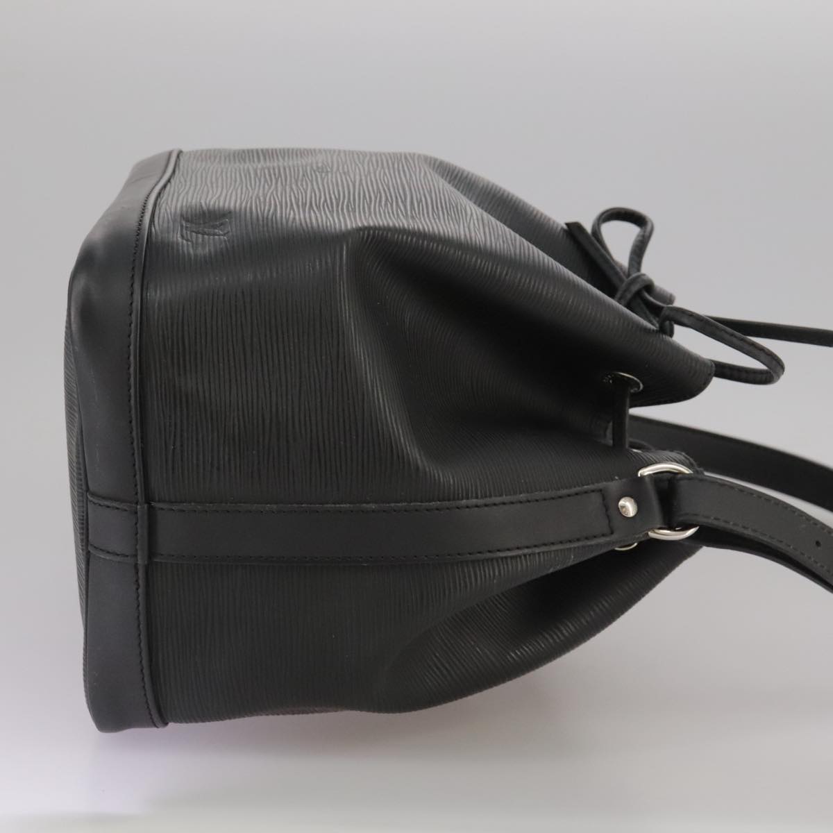 LOUIS VUITTON Epi Petit Noe Shoulder Bag New Model Black M40752 LV ki5391