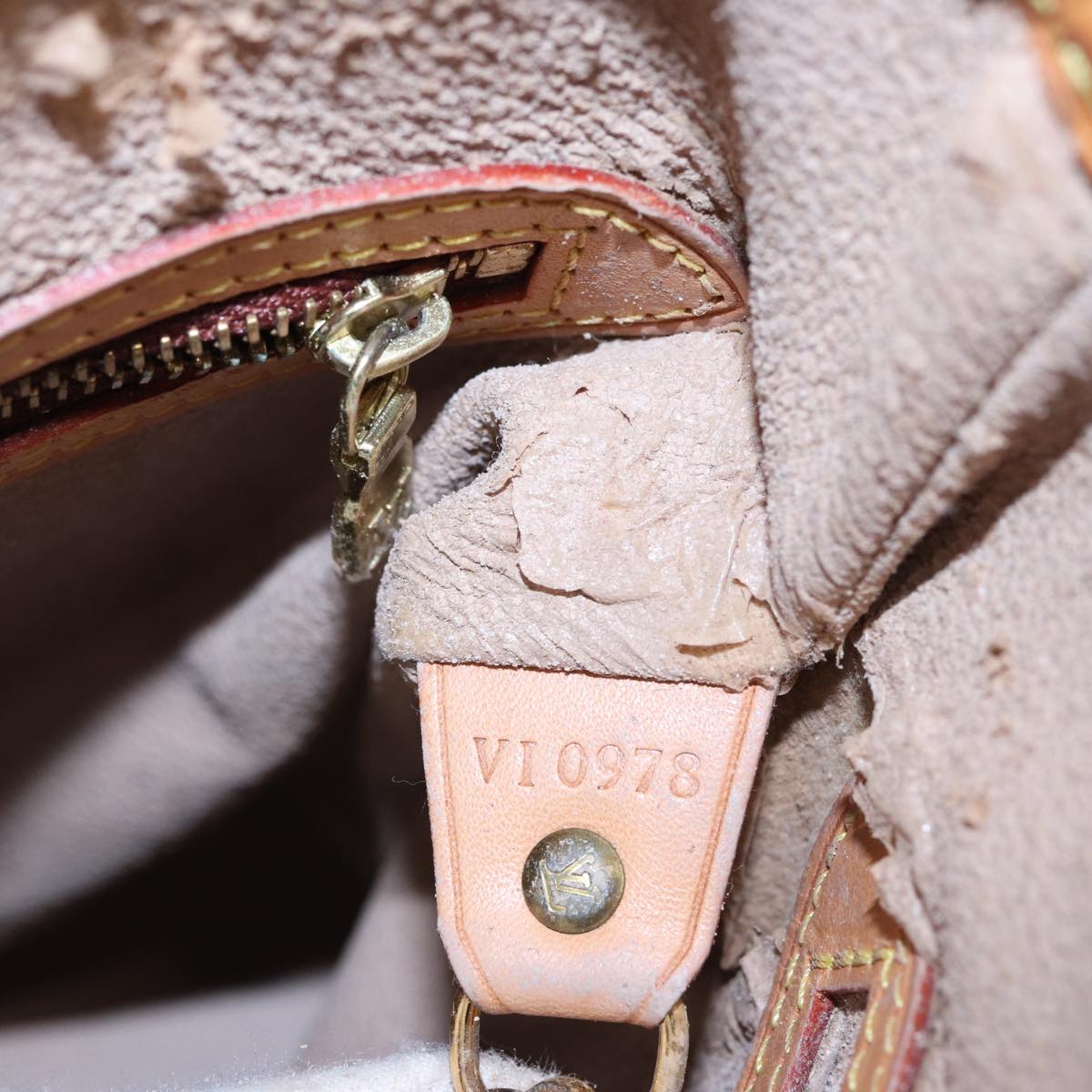 LOUIS VUITTON Monogram Bucket PM Shoulder Bag M42238 LV kk242