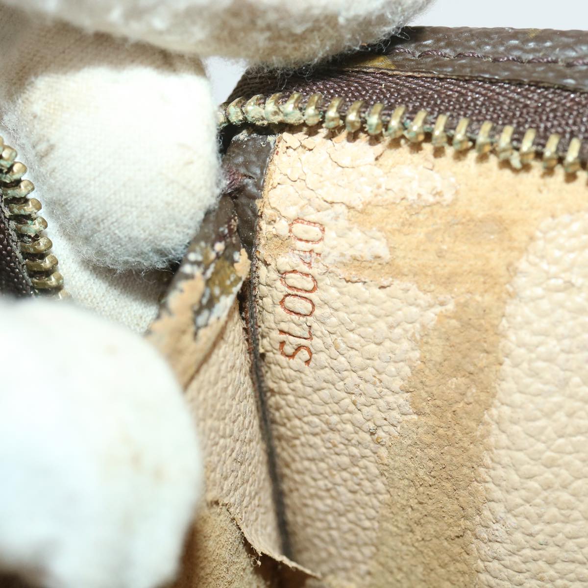 LOUIS VUITTON Monogram Poche Toilette 26 Pouch M47542 LV lt427