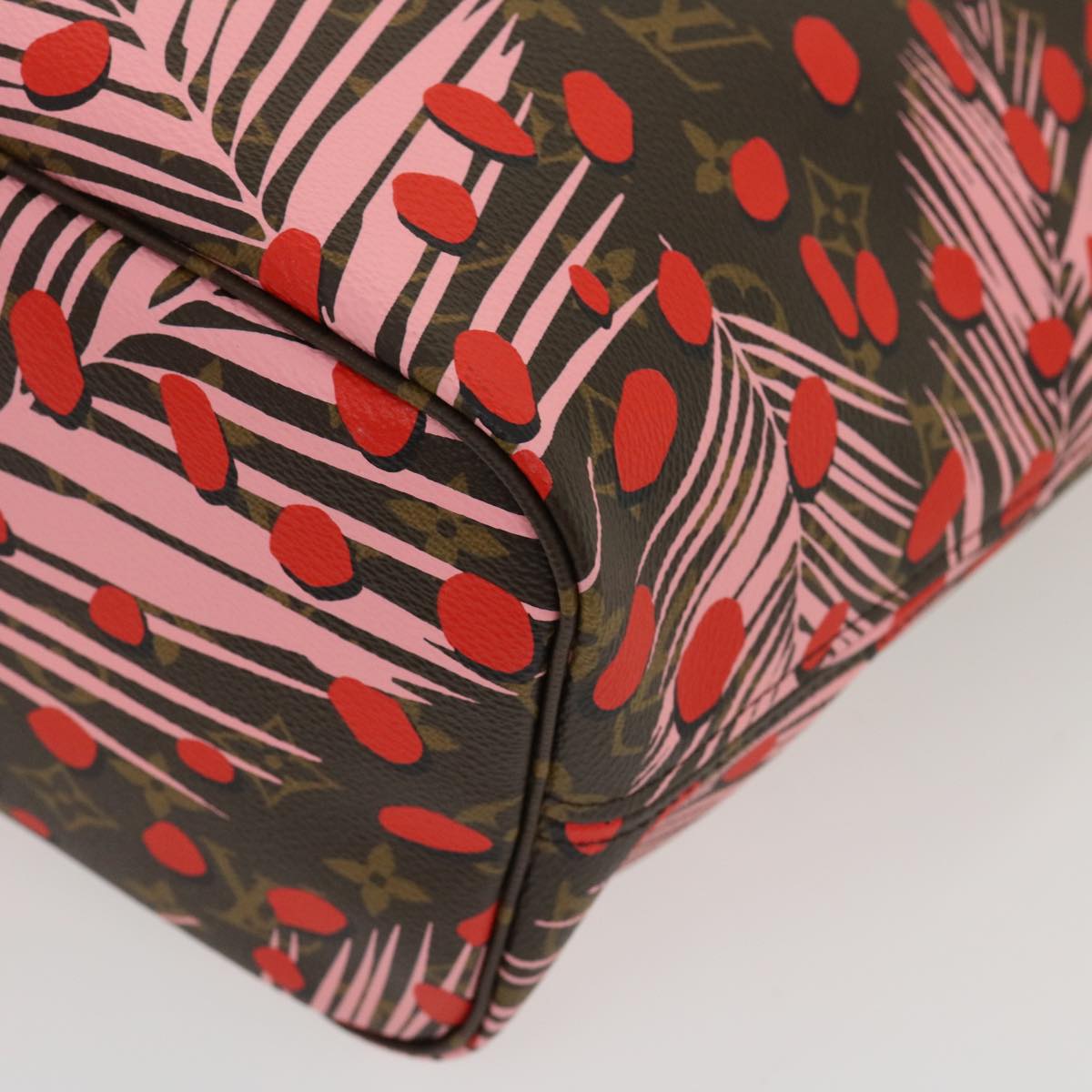 LOUIS VUITTON Monogram Jungle Dot Neverfull MM Tote Bag M41979 LV 67490S