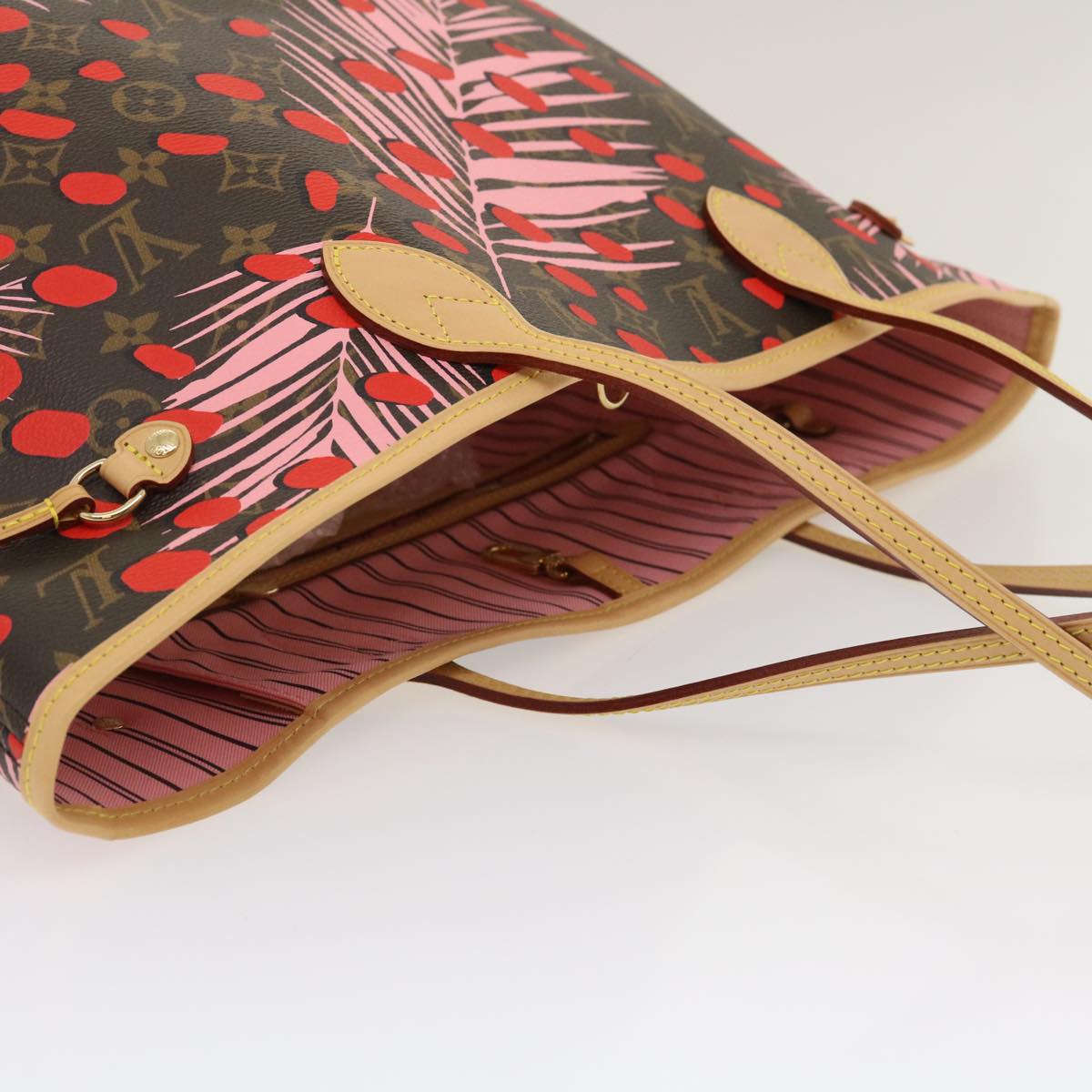 LOUIS VUITTON Monogram Jungle Dot Neverfull MM Tote Bag M41979 LV 67490S