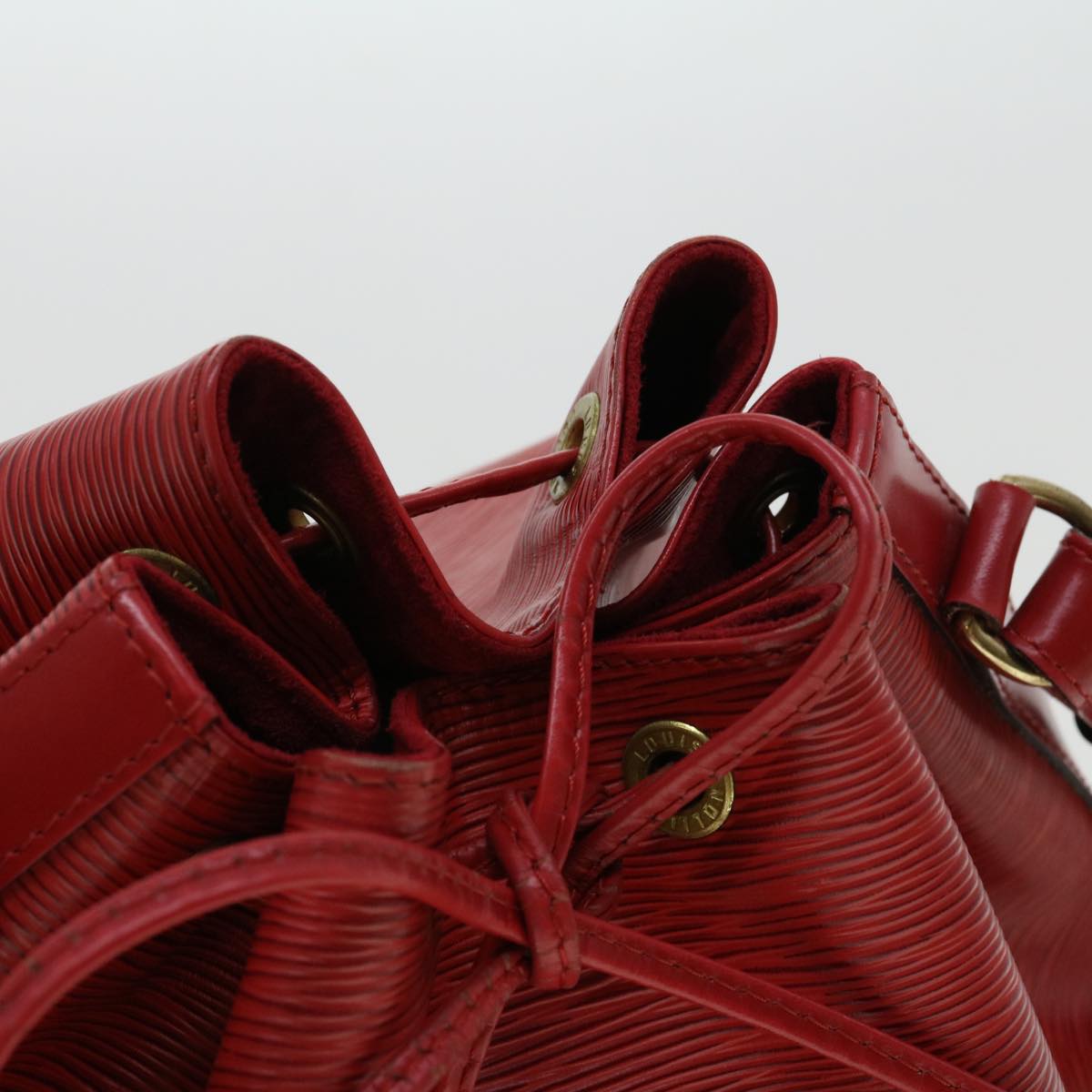 LOUIS VUITTON Epi Petit Noe Shoulder Bag Red M44107 LV lt601