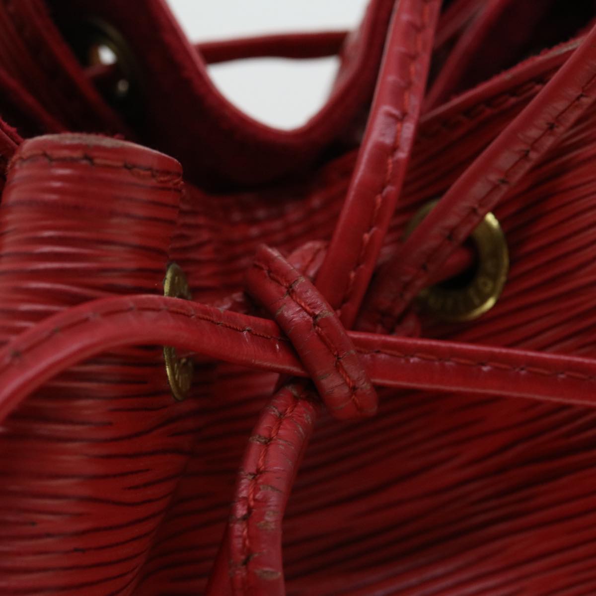 LOUIS VUITTON Epi Petit Noe Shoulder Bag Red M44107 LV lt601