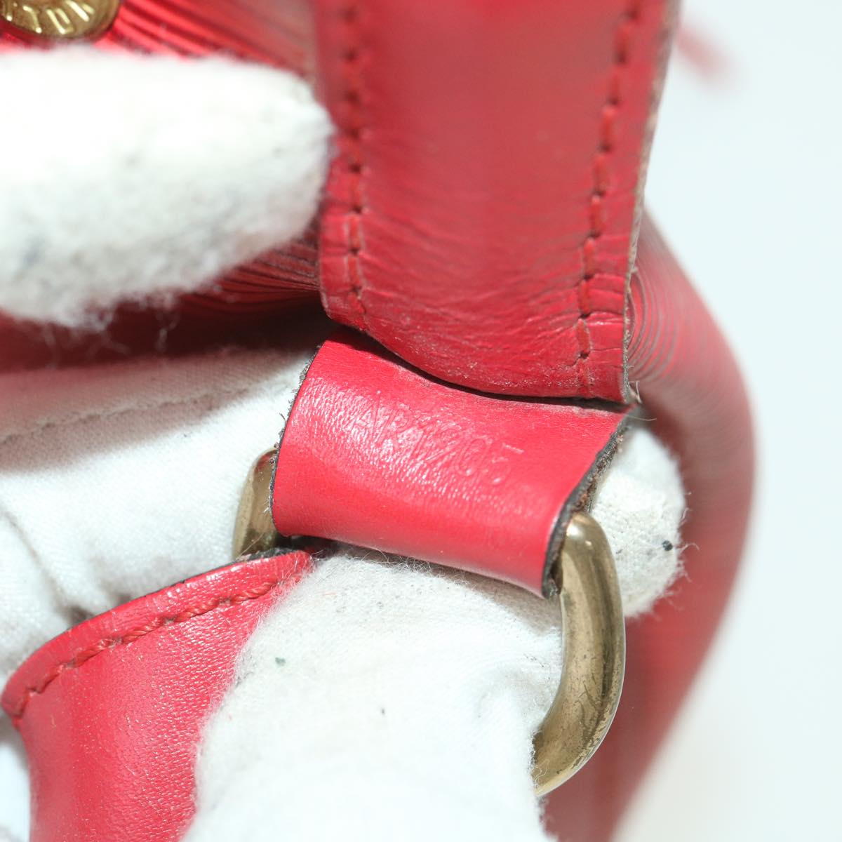 LOUIS VUITTON Epi Petit Noe Shoulder Bag Red M44107 LV lt736