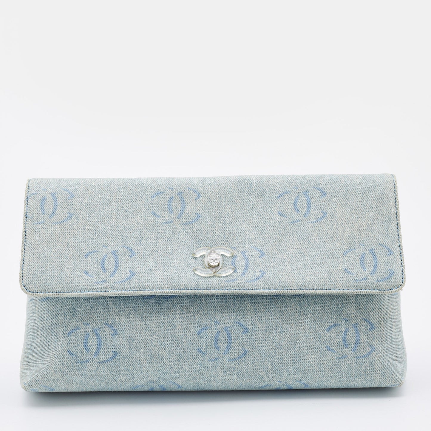Luxury Chanel Blue CC Signature Denim Vintage Clutch