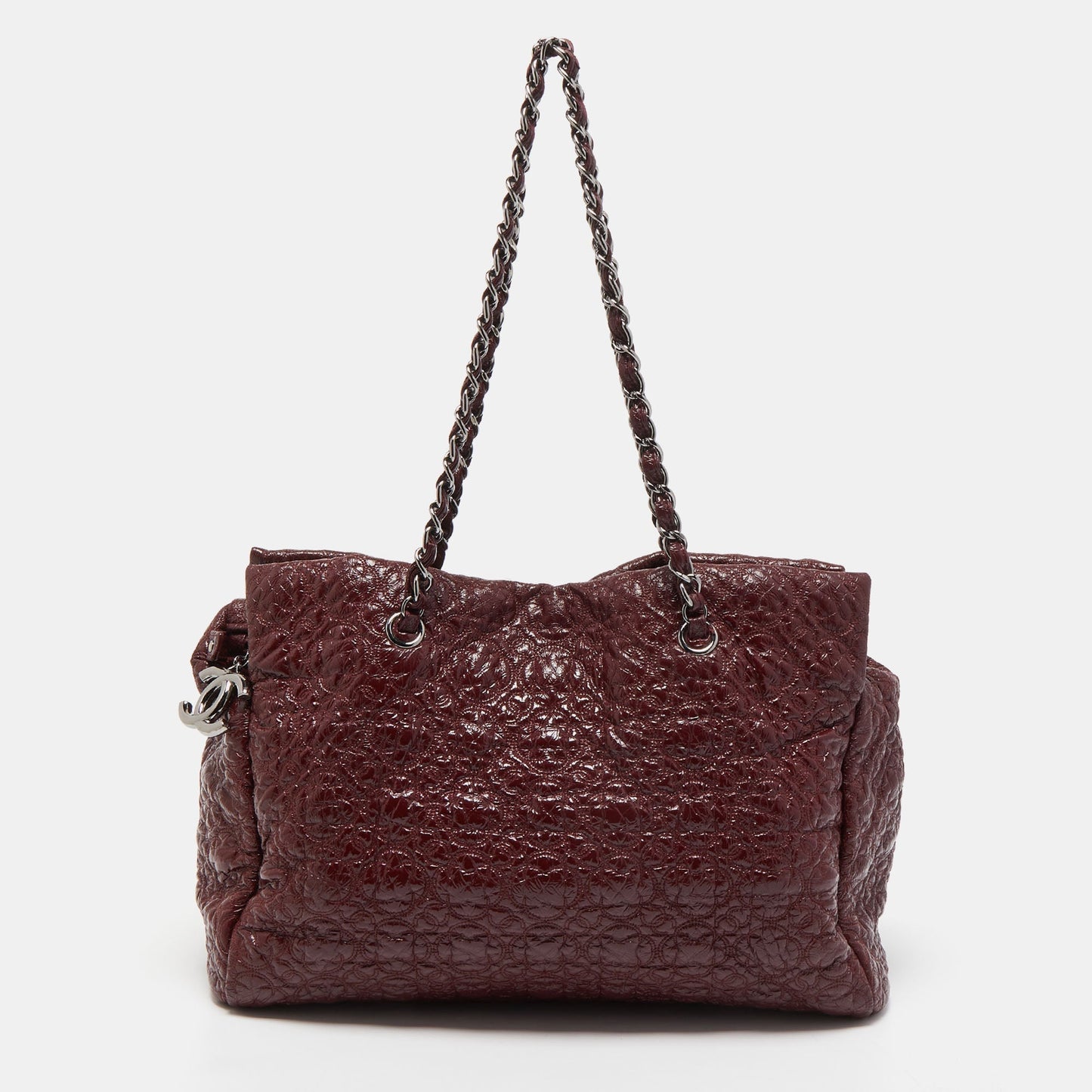 Luxury Chanel Burgundy Camellia Embossed Patent Leather Shoulder Bag