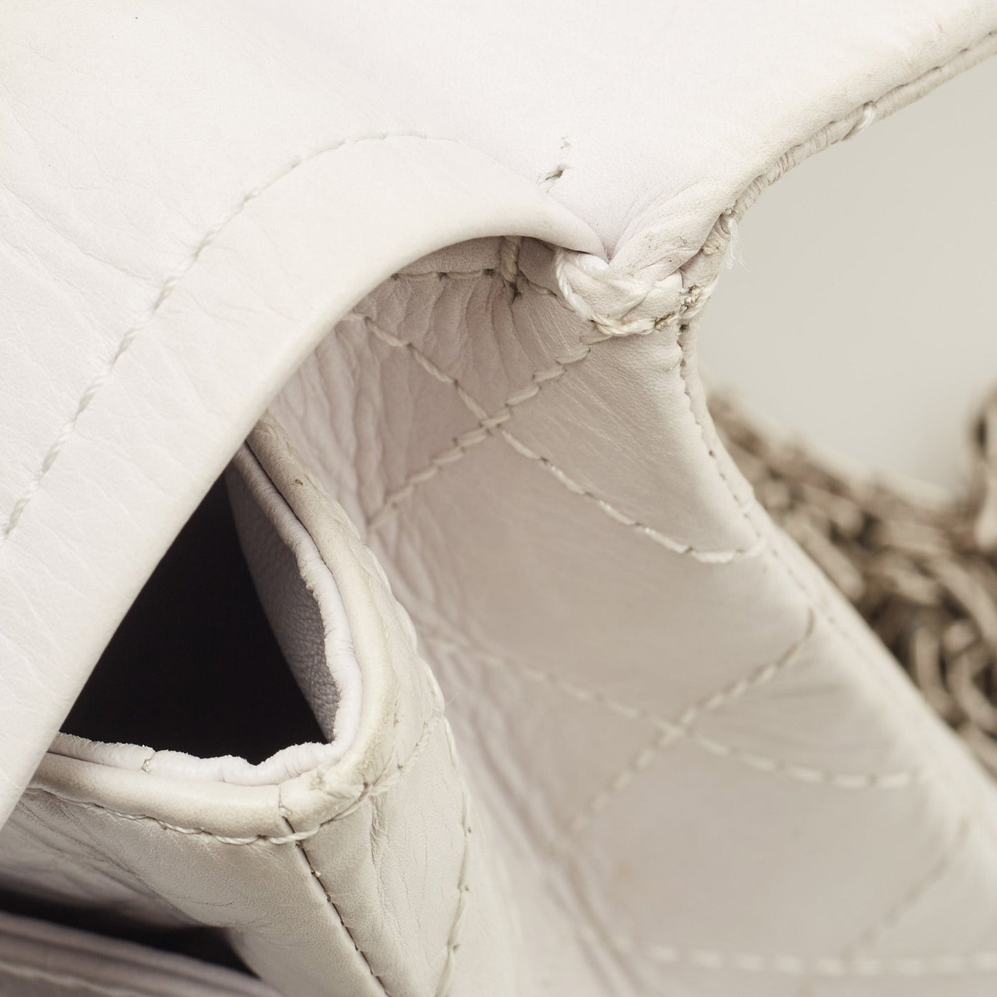 CHANEL White Quilted Aged Leather Reissue 2.55 Classic 227 Flap Bag