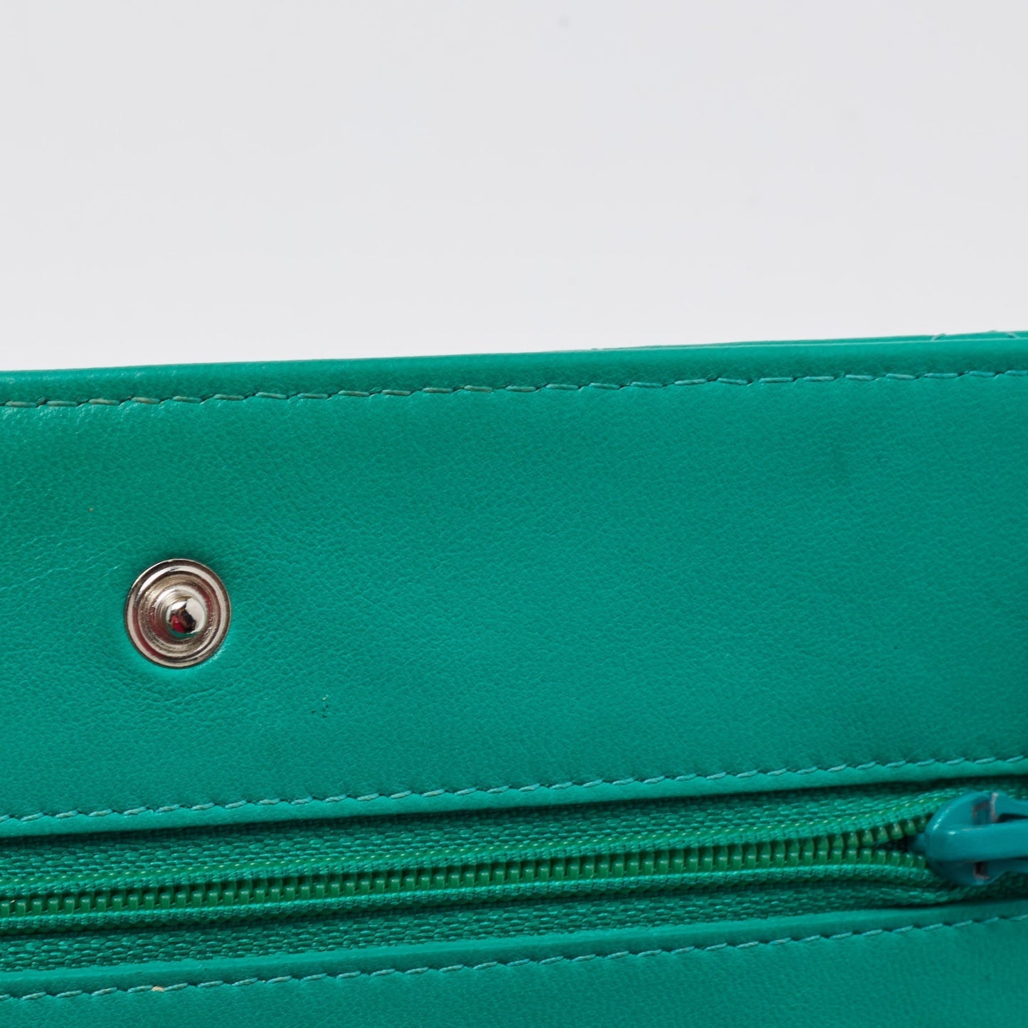 CHANEL Green Leather CC Wallet On Chain