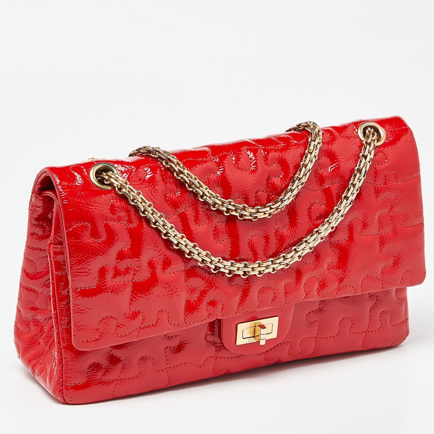 CHANEL Red Puzzle Patent Leather Classic 226 Reissue 2.55 Flap Bag