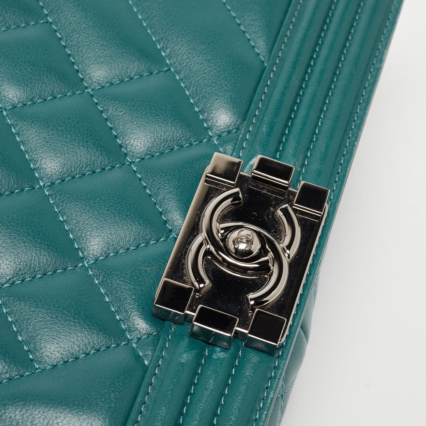 CHANEL Green Quilted Leather New Medium Boy Bag