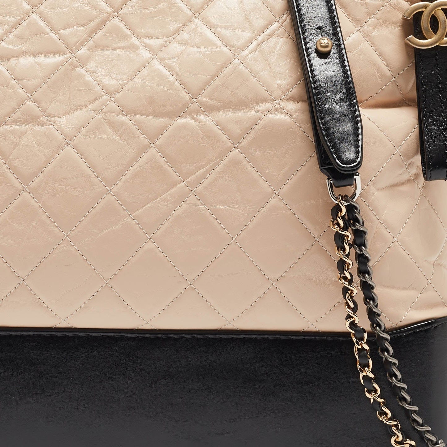 CHANEL Black/Light Pink Quilted Leather Large Gabrielle Hobo