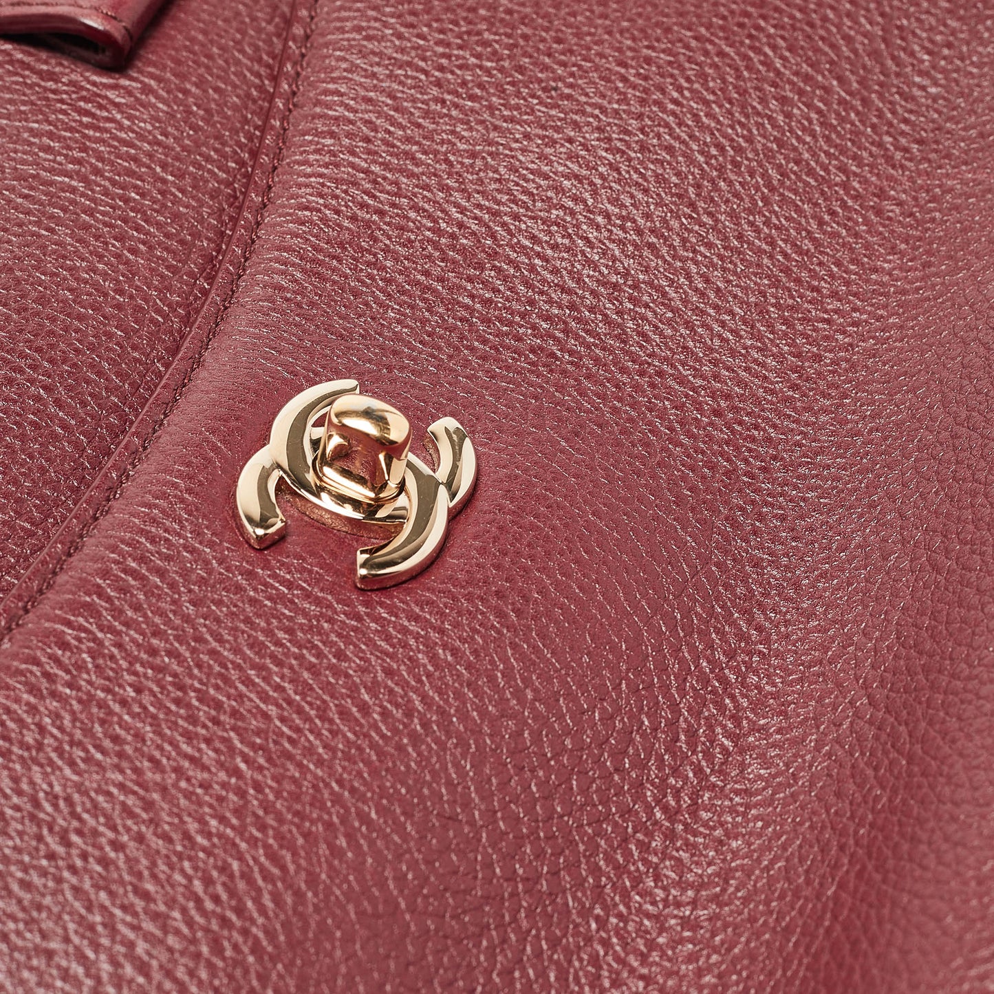 CHANEL Burgundy Leather Small Neo Executive Shopper Tote