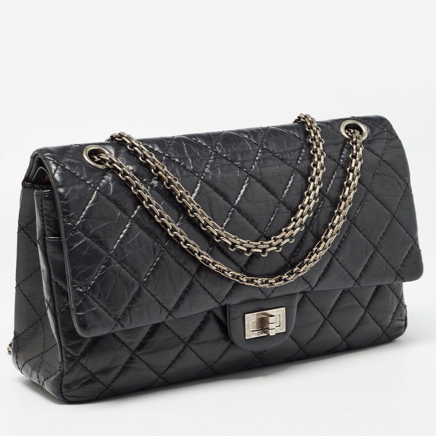 CHANEL Black Quilted Aged Leather Reissue 2.55 Classic 226 Flap Bag