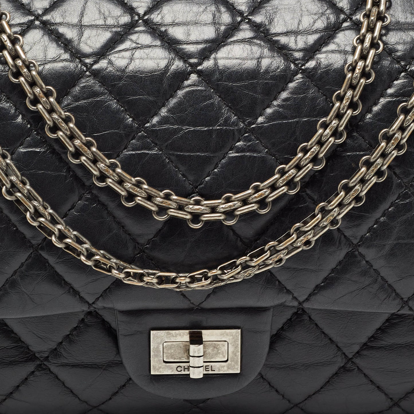 CHANEL Black Quilted Aged Leather Reissue 2.55 Classic 226 Flap Bag