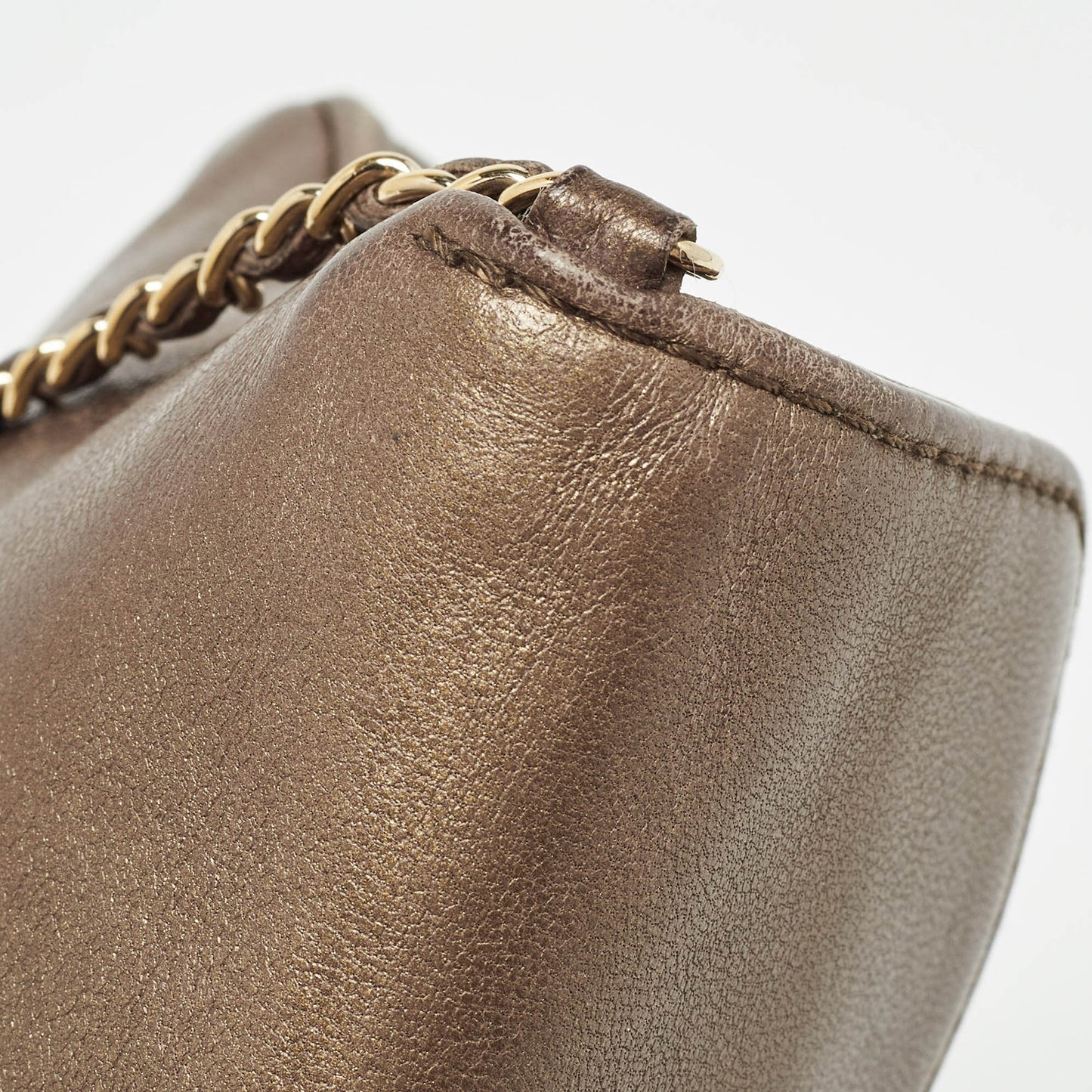 CHANEL Olive Green Quilted Leather Reissue Lock Chain Clutch