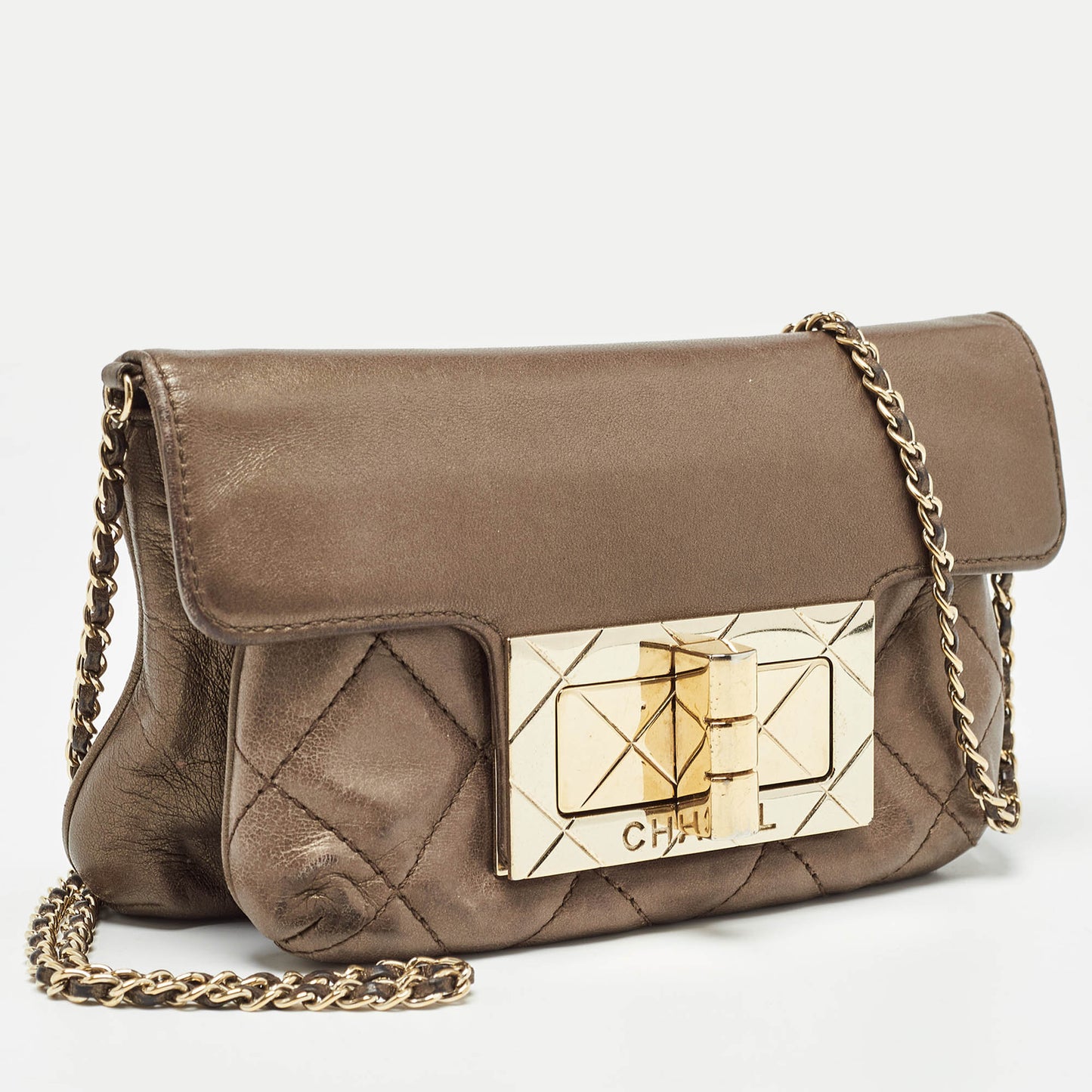 CHANEL Olive Green Quilted Leather Reissue Lock Chain Clutch