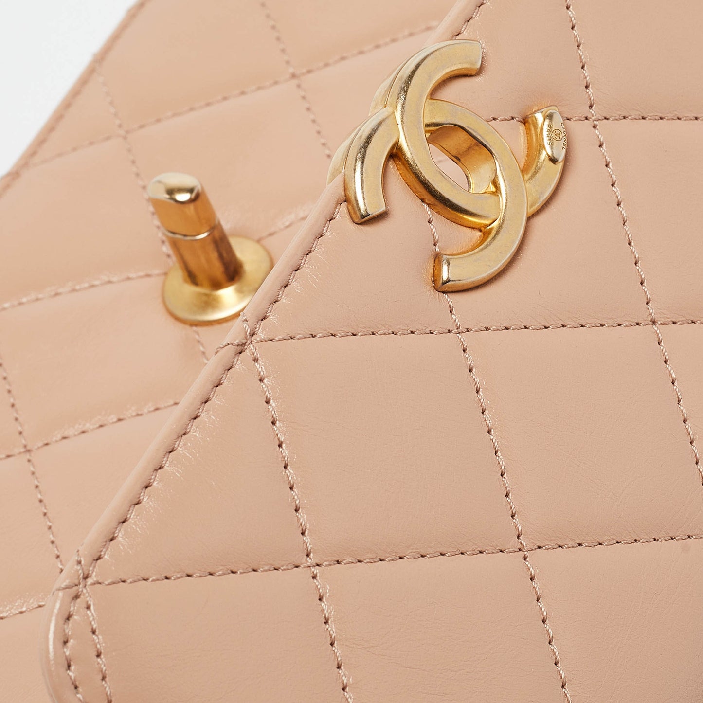 CHANEL Beige Quilted Leather Perfect Fit Flap Bag
