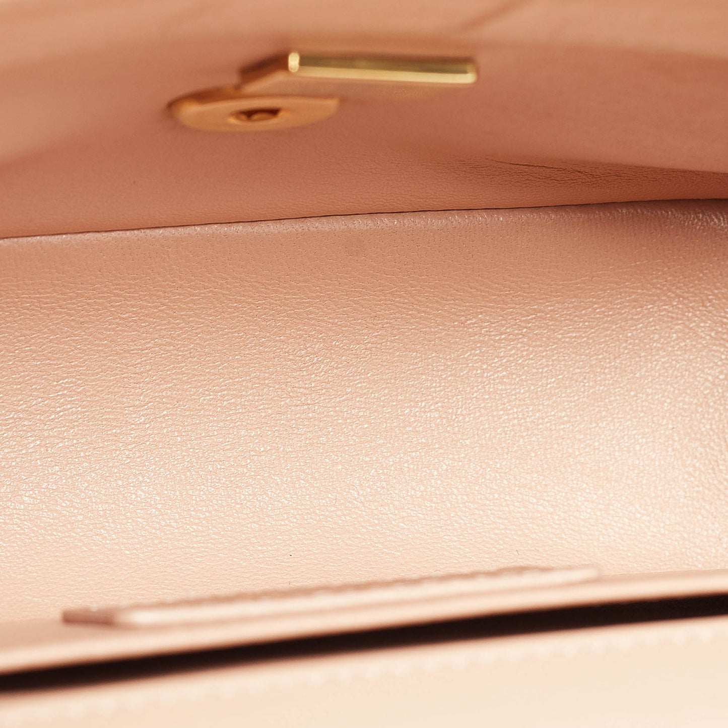 CHANEL Beige Quilted Leather Perfect Fit Flap Bag