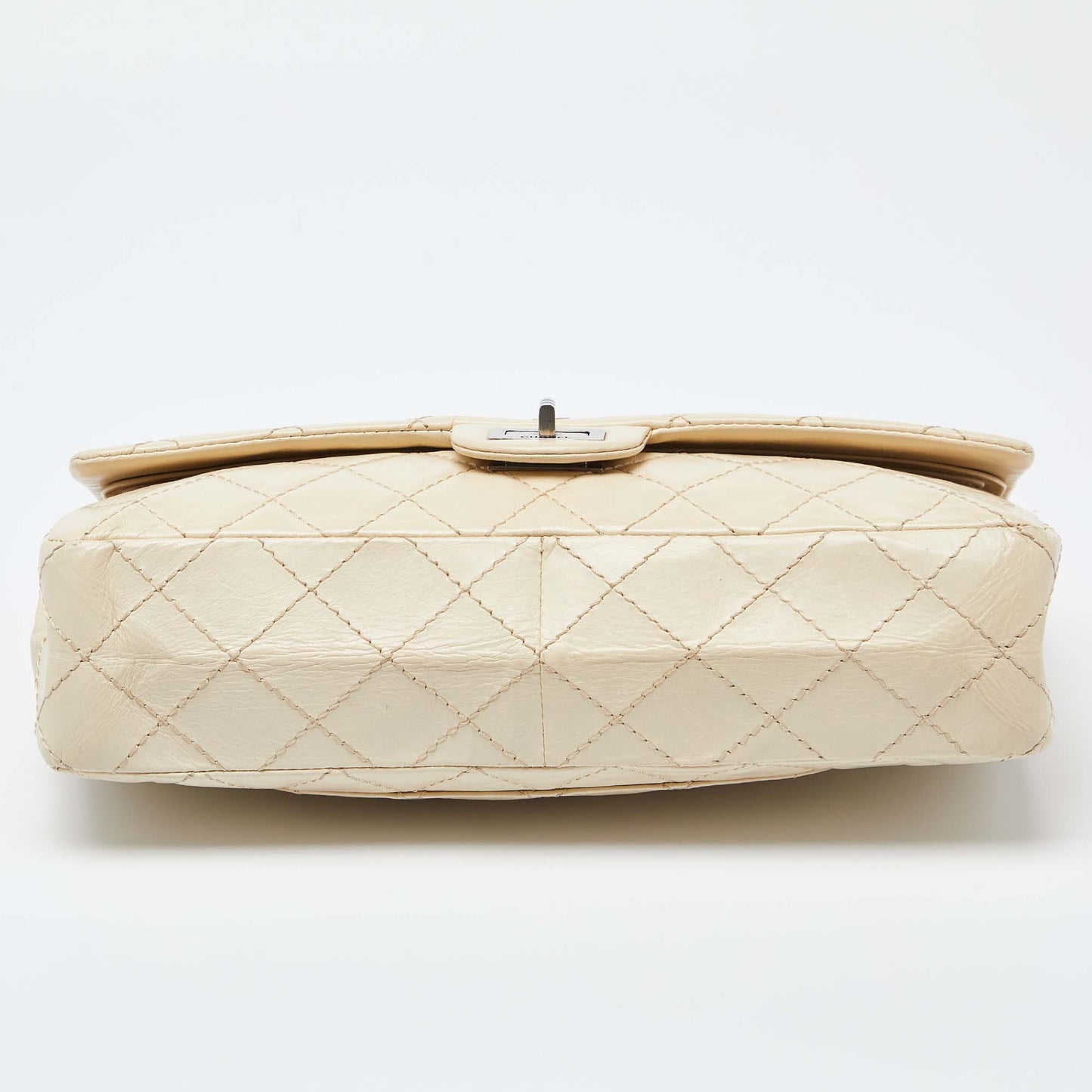 CHANEL Cream Quilted Aged Leather Classic 226 Reissue 2.55 Flap Bag