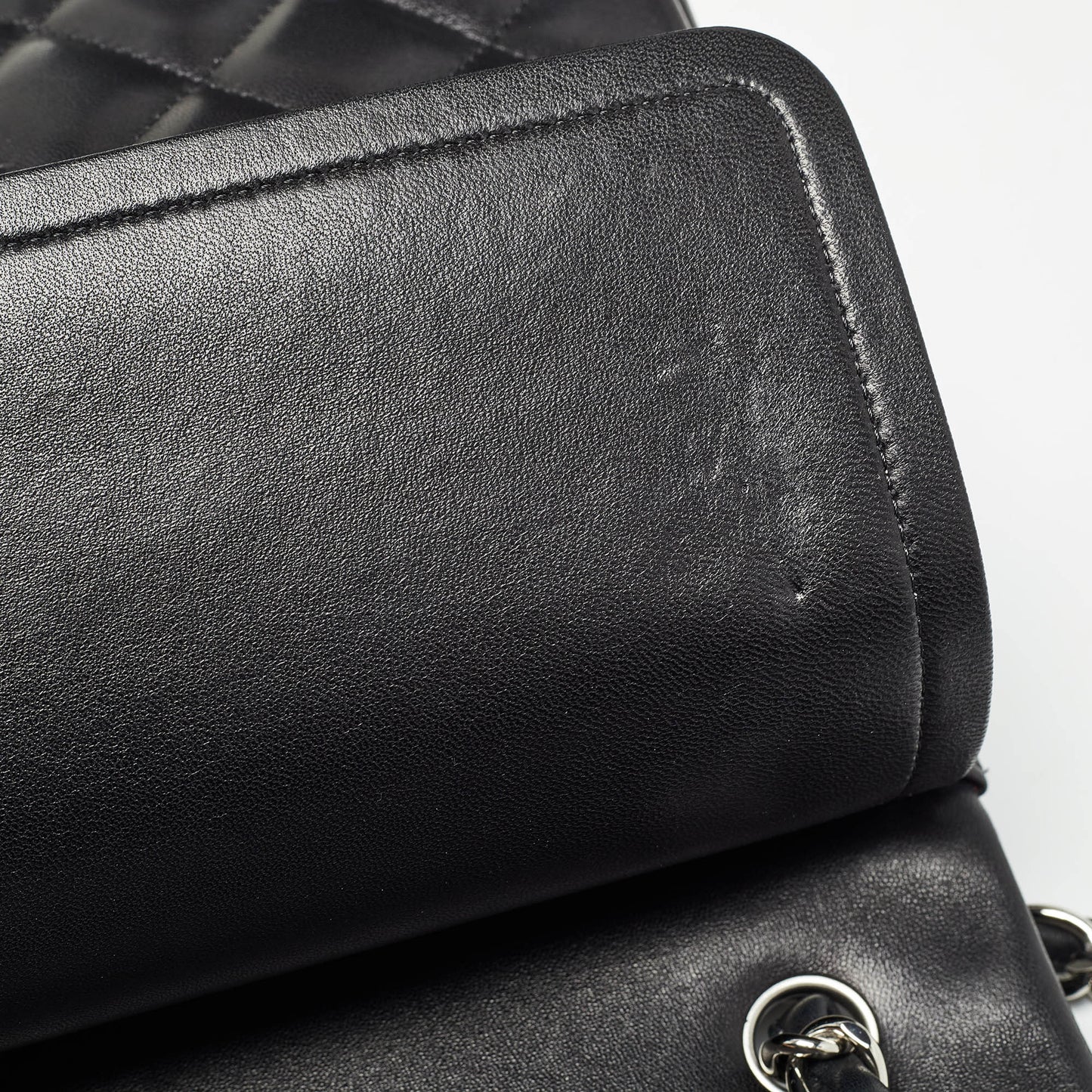 CHANEL Black Quilted Leather Jumbo Classic Double Flap Bag