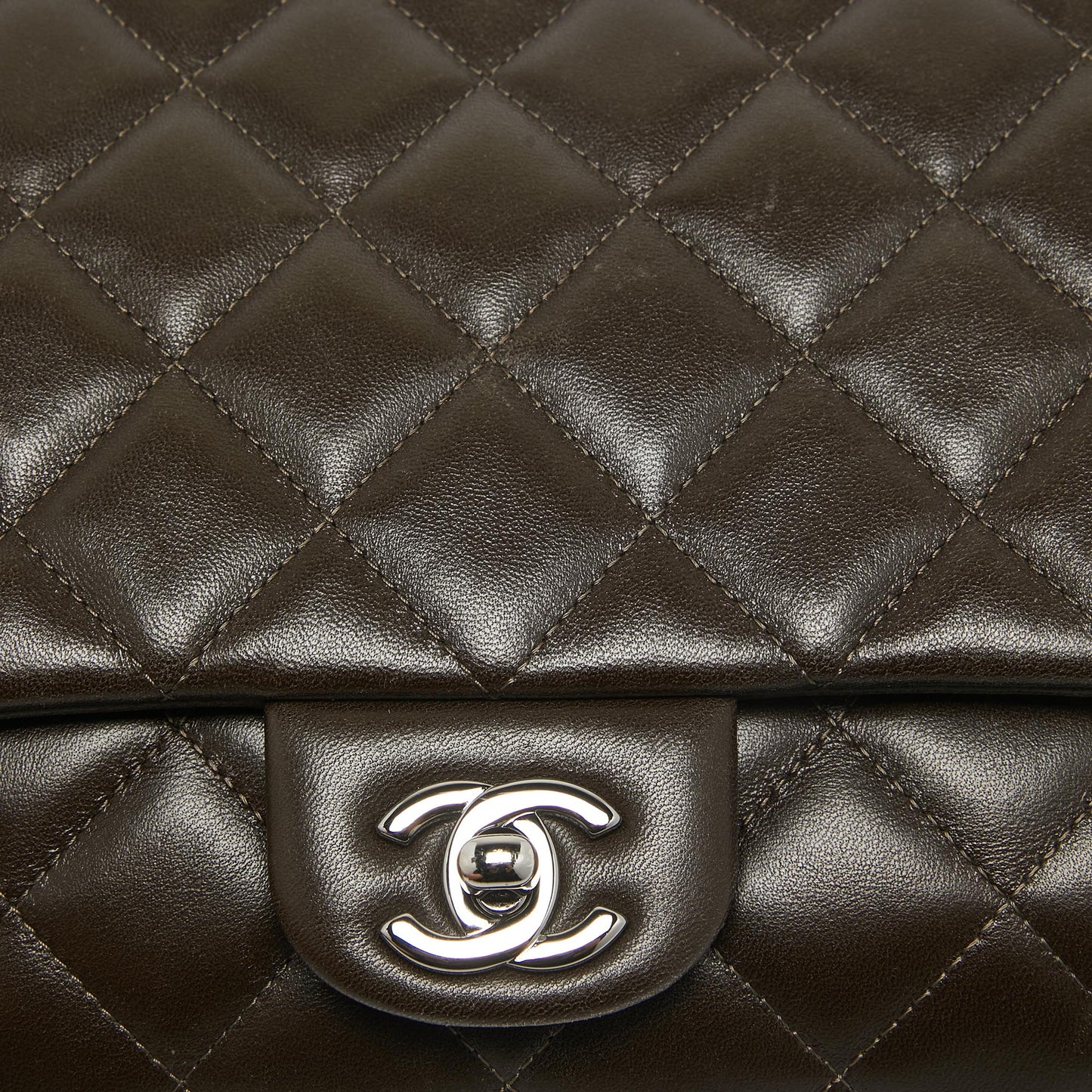 CHANEL Choco Brown Quilted Leather Classic Flap Chain Clutch