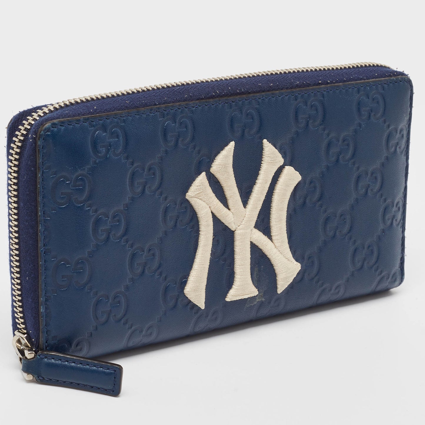 Luxury Gucci Trending 2025 Blue ssima Leather NY Yankees Patch Zip Around Wallet